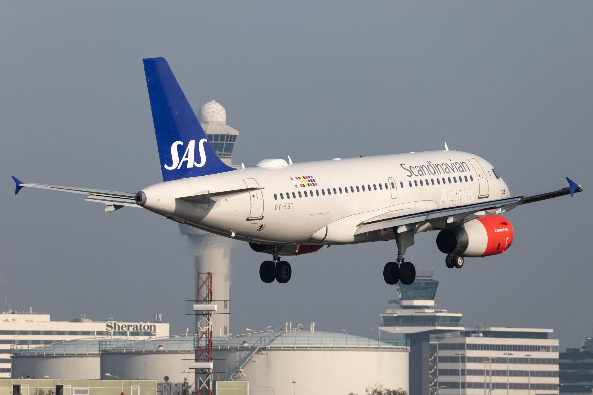 Amsterdam Schiphol: SAS (SK / SAS) |  Airbus A319-131 A319 | OY-KBT | MSN 3292