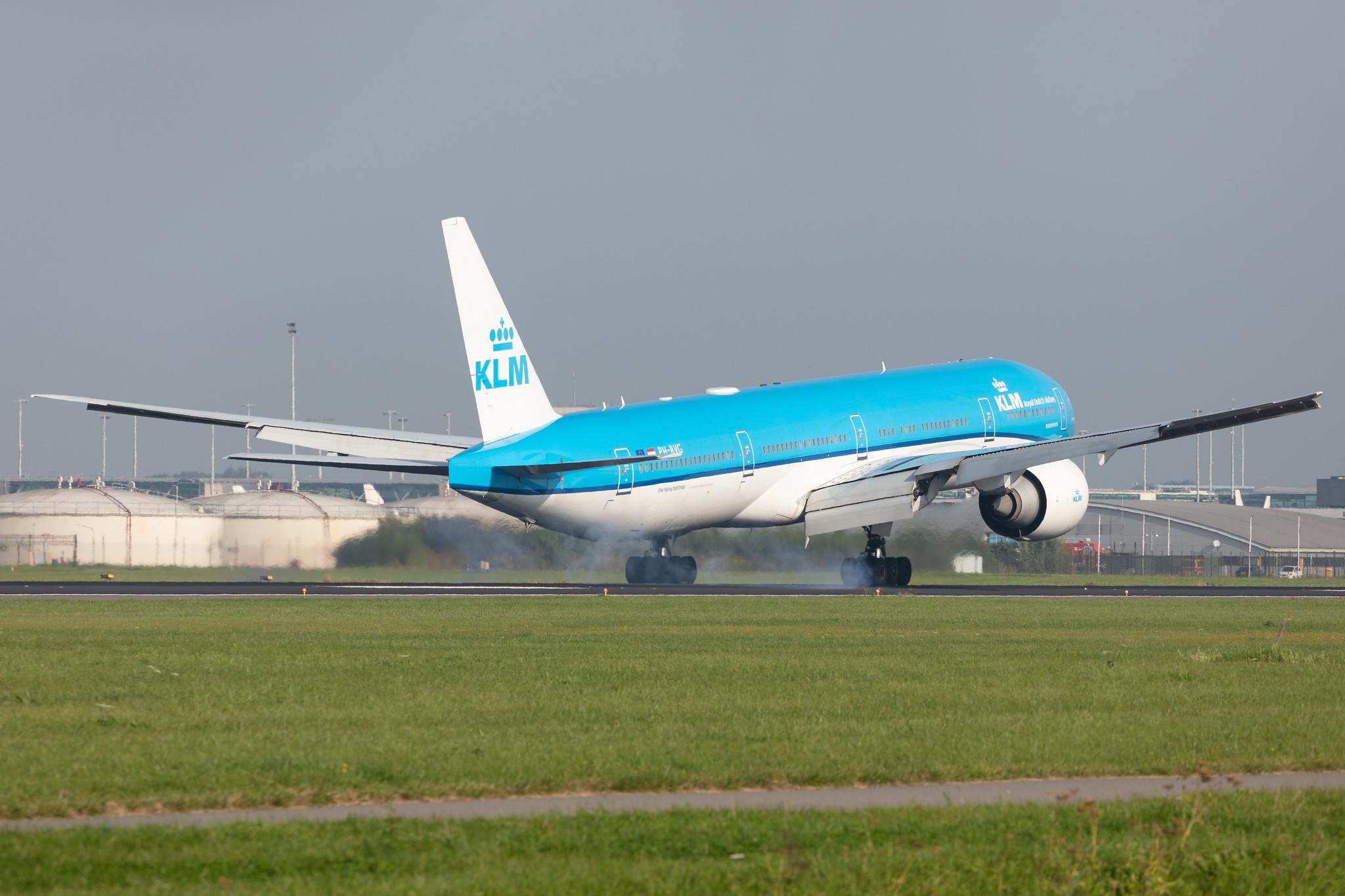 Amsterdam Schiphol: KLM (KL / KLM) |  Boeing 777-306(ER) B77W | PH-BVG | MSN 38867