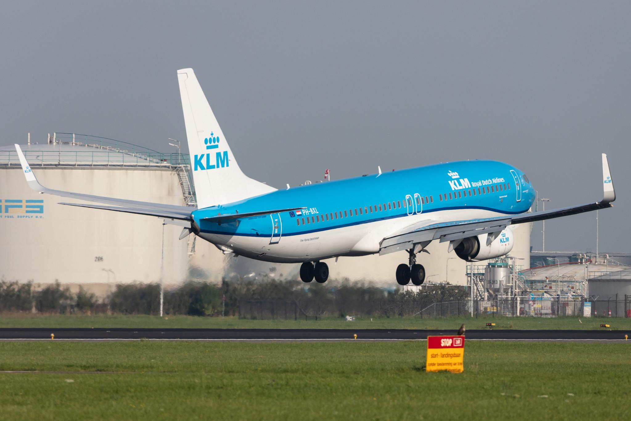 Amsterdam Schiphol: KLM (KL / KLM) |  Boeing 737-8K2 B738 | PH-BXL | MSN 30359