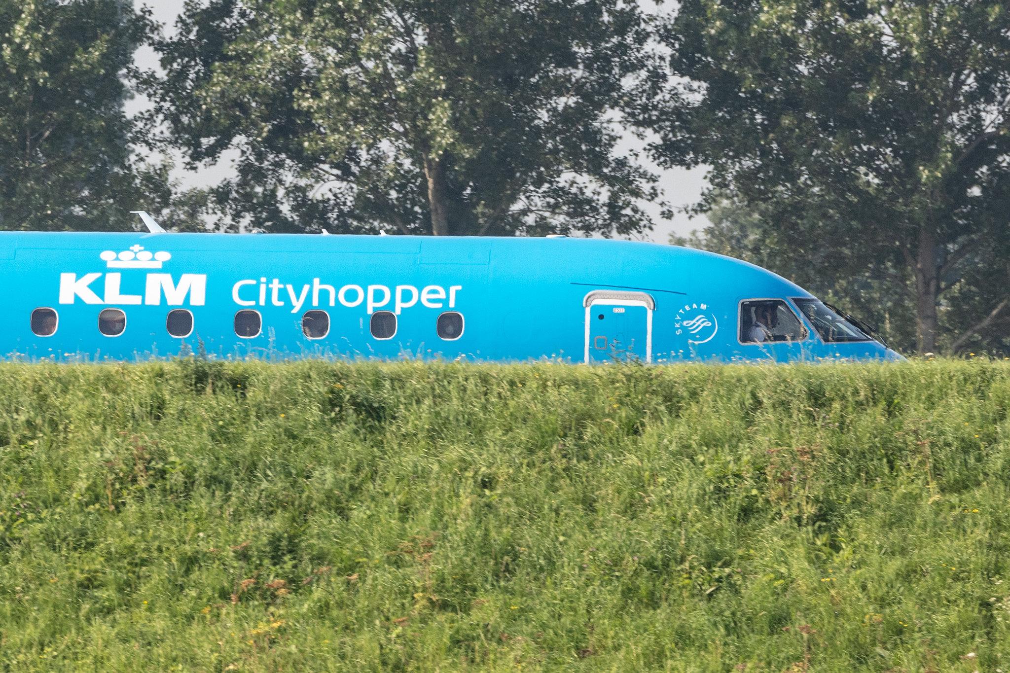 Amsterdam Schiphol: KLM (KL / KLM) | Operator: KLM Cityhopper |  Embraer E175STD E75L | PH-EXL | MSN 17000633