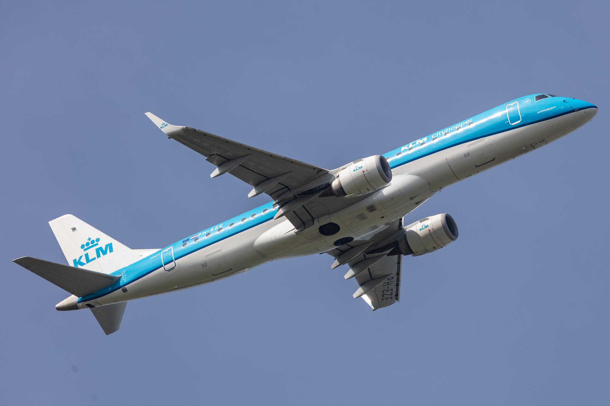 Amsterdam Schiphol: KLM (KL / KLM) | Operator: KLM Cityhopper |  Embraer E190STD E190 | PH-EZE | MSN 19000288