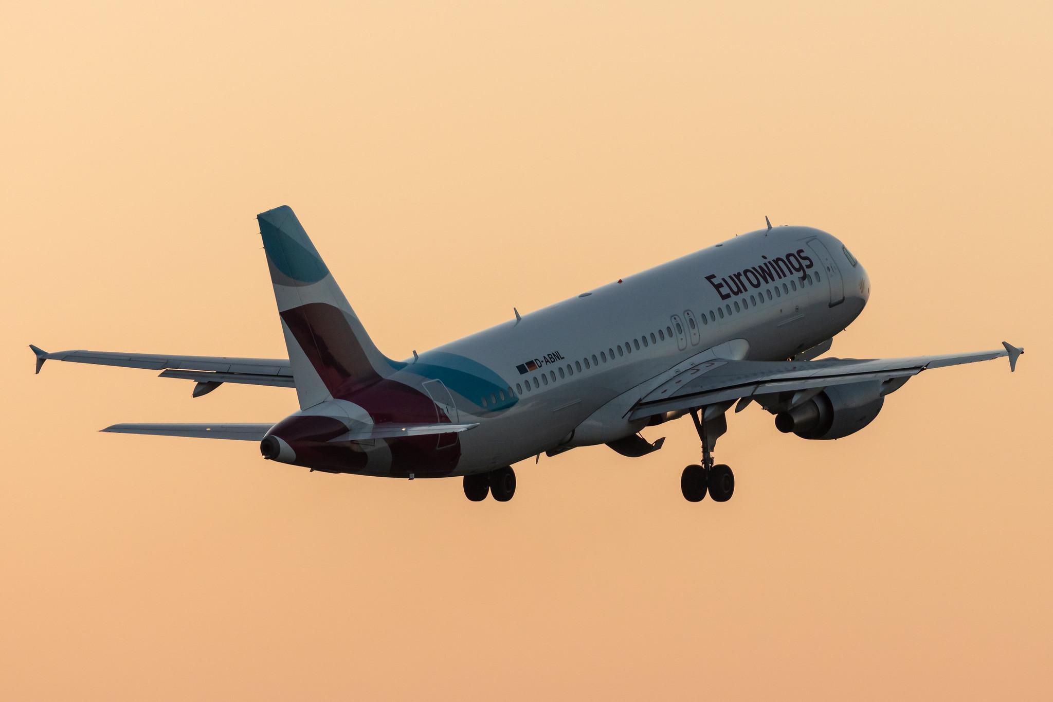 Hamburg Airport: Eurowings (EW / EWG) |  Airbus A320-214 A320 | D-ABNL | MSN 1852