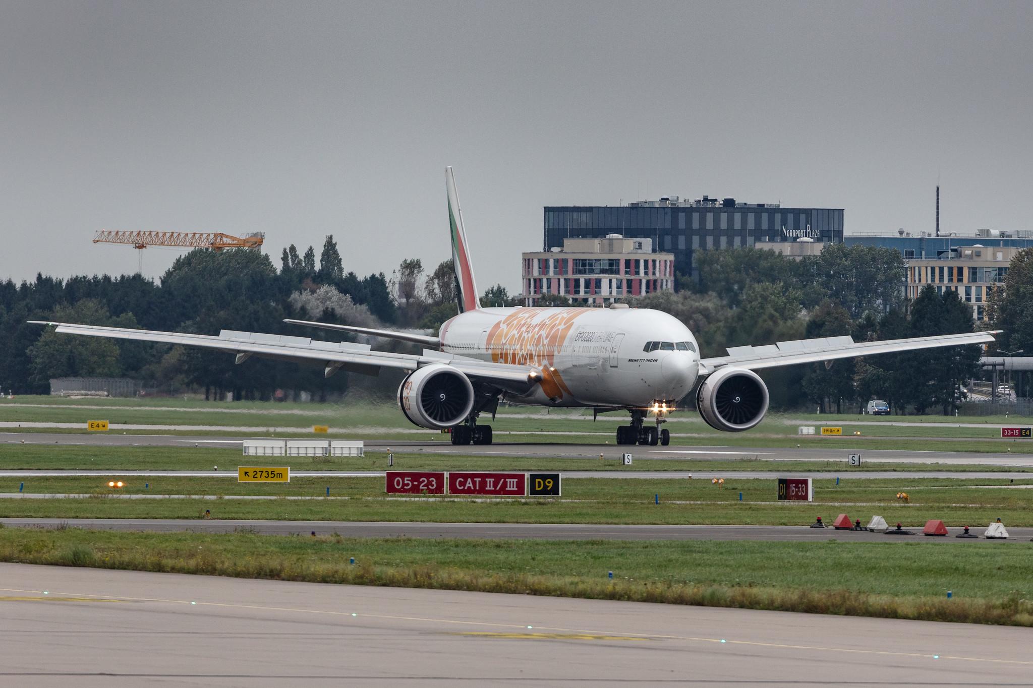 Hamburg Airport: Emirates (EK / UAE) |  Livery: Expo 2020 - Opportunity Livery |  Boeing 777-300(ER) B77W | A6-EQO | MSN 42364