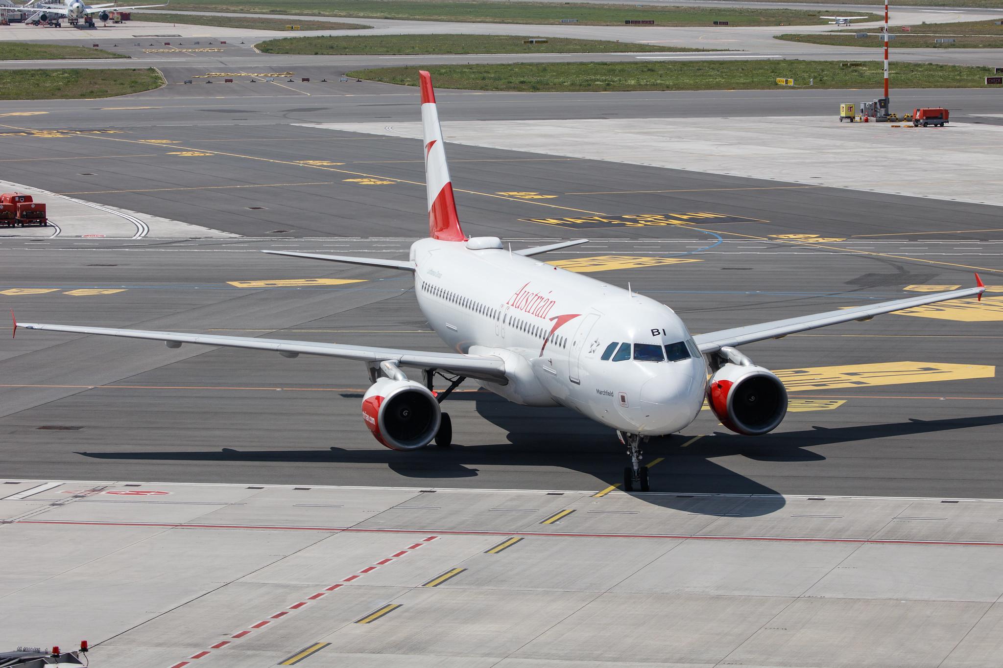 Hamburg Airport: Austrian Airlines (OS / AUA) |  Airbus A320-214 A320 | OE-LBI | MSN 1937