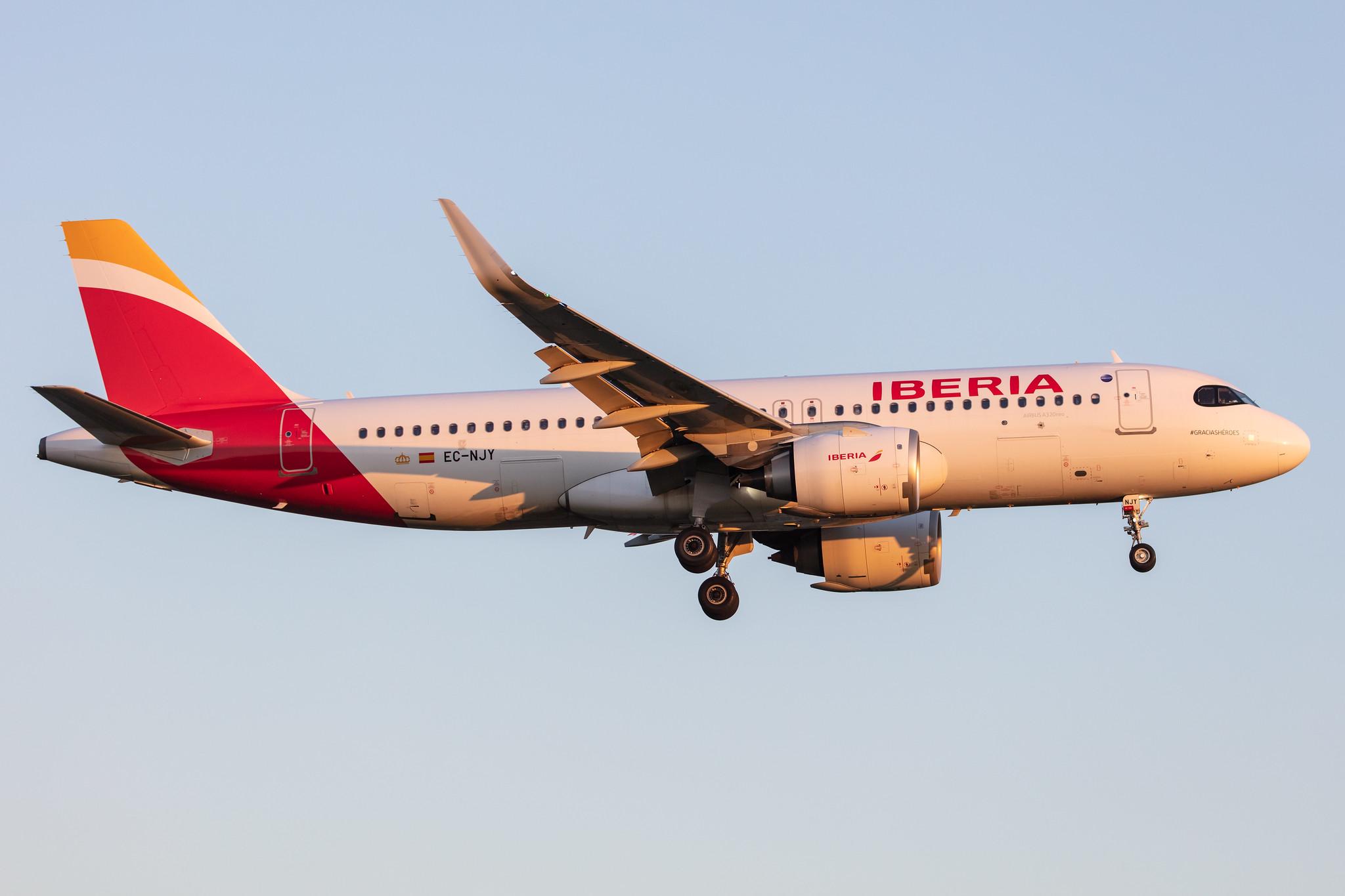 Hamburg Airport: Iberia (IB / IBE) |  Airbus A320-251N A20N | EC-NJY | MSN 10135