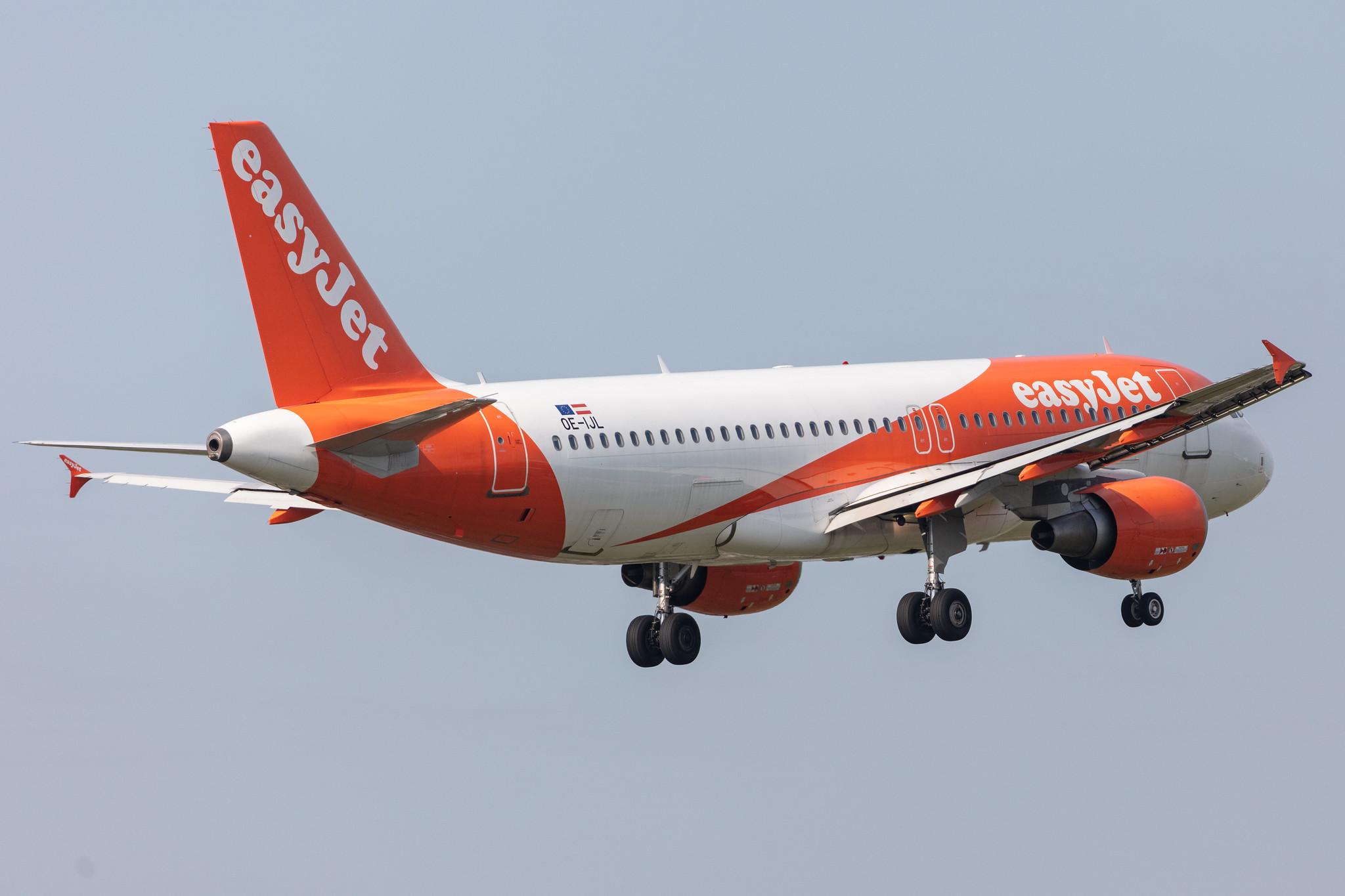 Amsterdam Schiphol: easyJet (U2 / EZY) | Operator: easyJet Europe |  Airbus A320-214 A320 | OE-IJL | MSN 4680