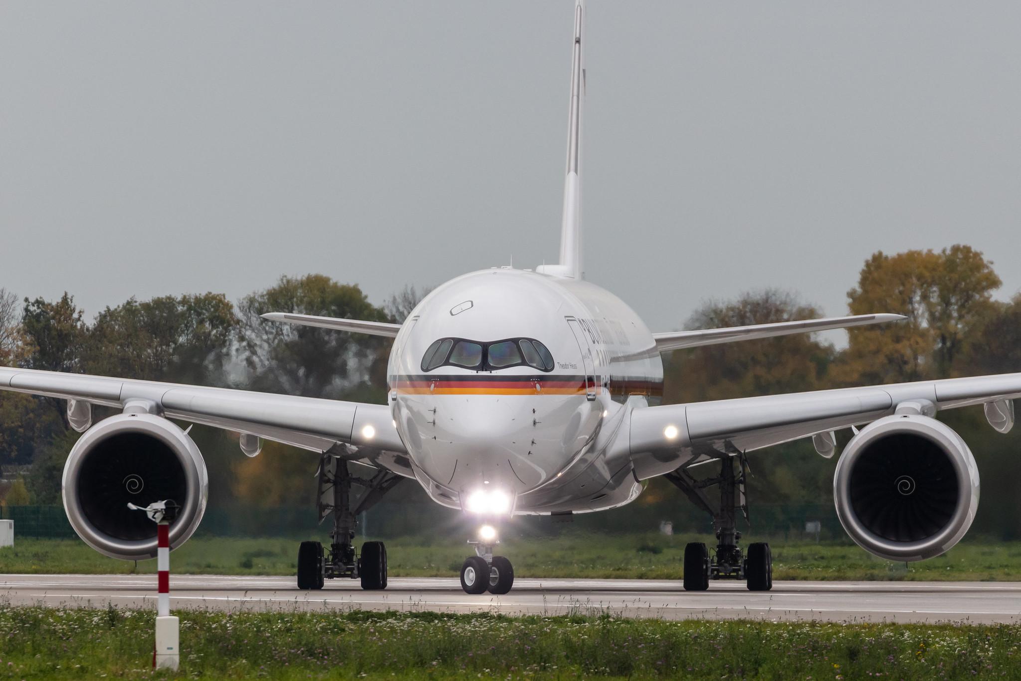 Hamburg Finkenwerder: German Air Force (/ GAF) | Airbus A350-941 (A359)  | F-WJKO | MSN 526