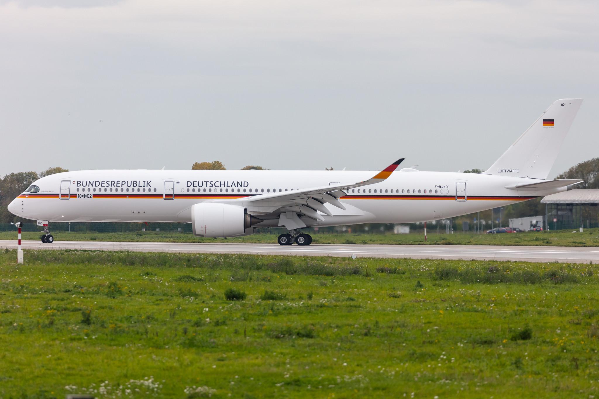 Hamburg Finkenwerder: German Air Force (/ GAF) | Airbus A350-941 (A359)  | F-WJKO | MSN 526
