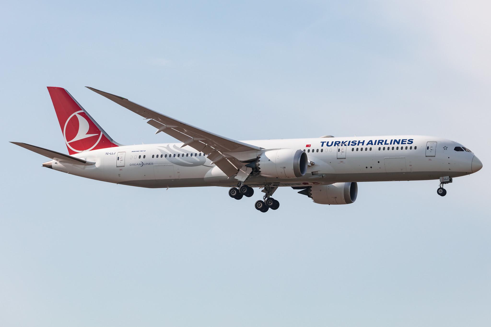 Amsterdam Schiphol: Turkish Airlines (TK / THY) |  Boeing 787-9 Dreamliner B789 | TC-LLJ | MSN 65810