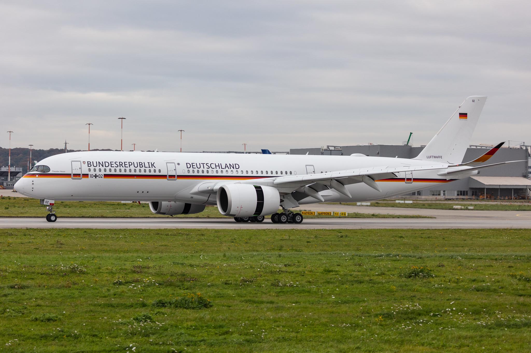 Hamburg Finkenwerder: German Air Force (/ GAF) | Airbus A350-941 (A359)  | F-WJKO | MSN 526
