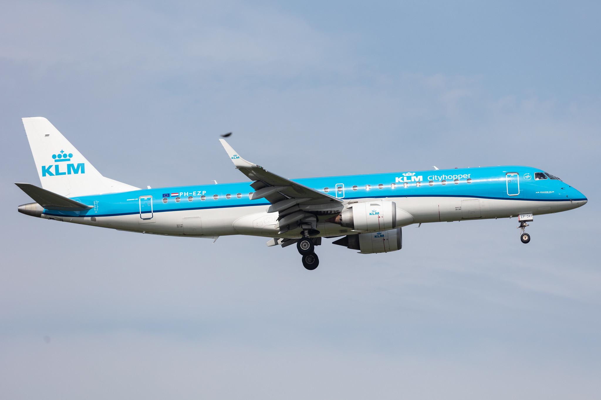 Amsterdam Schiphol: KLM (KL / KLM) | Operator: KLM Cityhopper |  Embraer E190STD E190 | PH-EZP | MSN 19000347