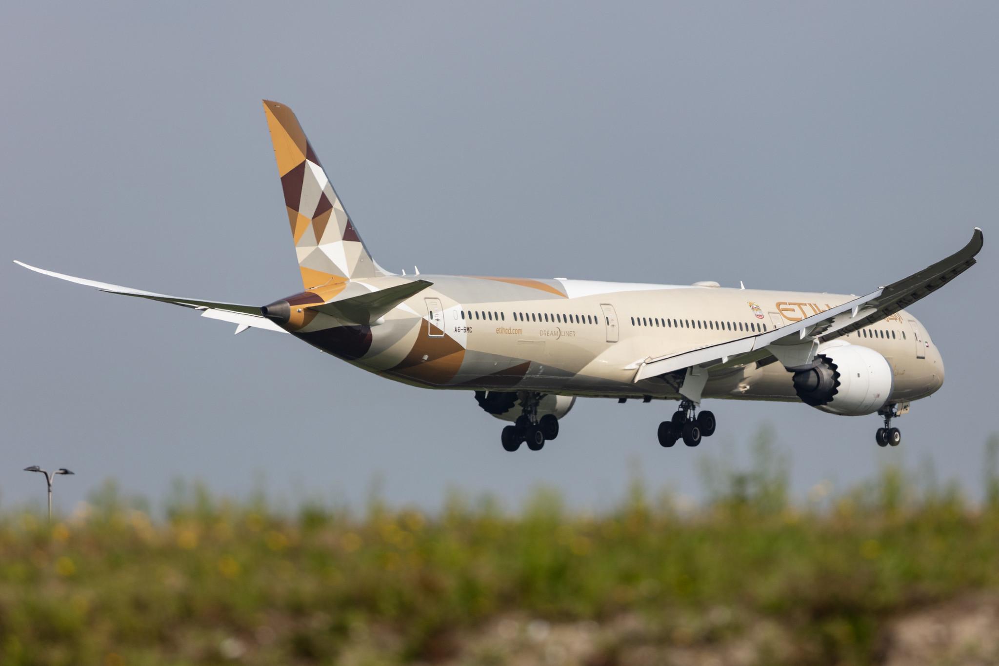 Amsterdam Schiphol: Etihad Airways (EY / ETD) |  Boeing 787-10 Dreamliner B78X | A6-BMC | MSN 60757