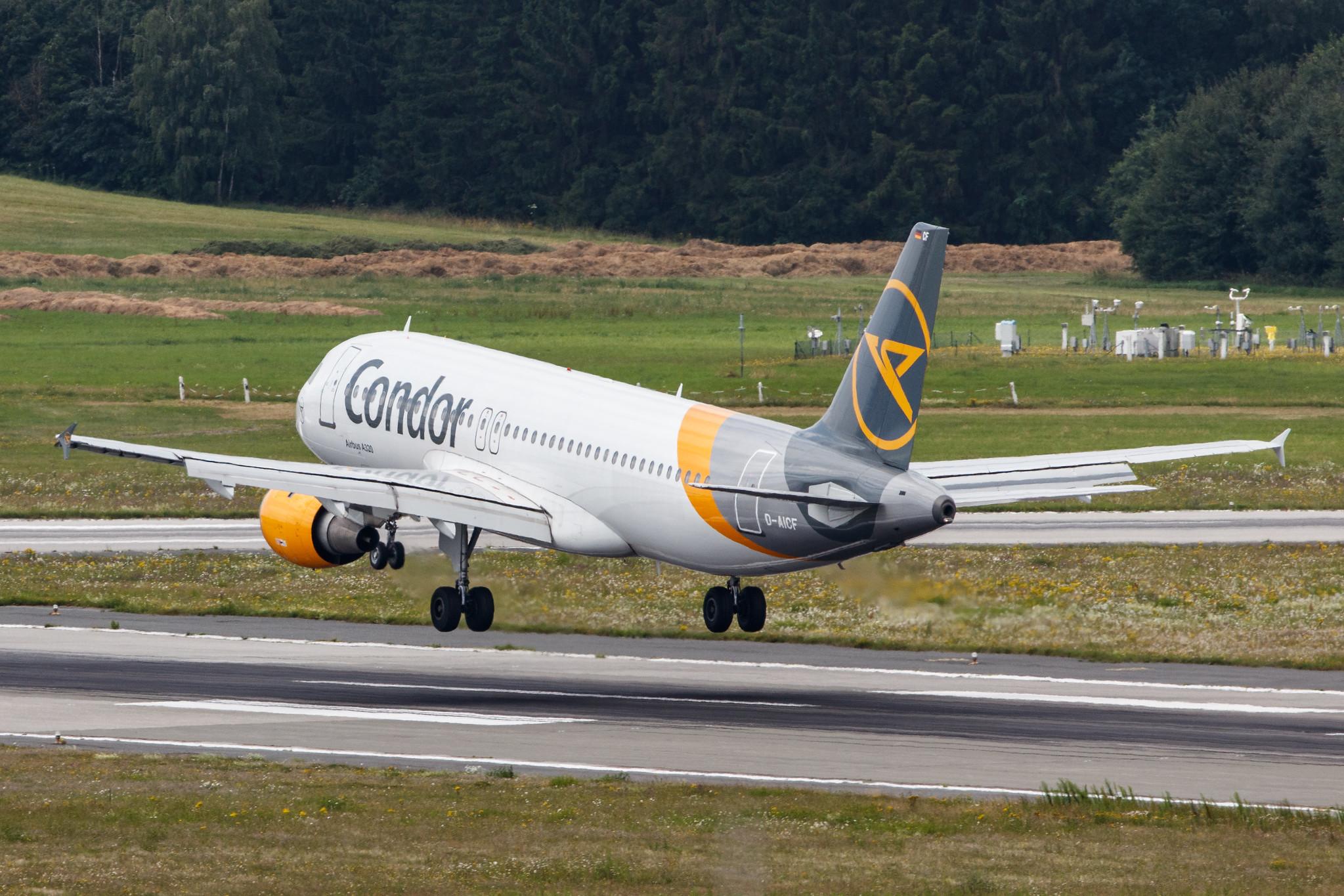 Hamburg Airport: Condor (DE / CFG) |  Airbus A320-212 A320 | D-AICF | MSN 0905
