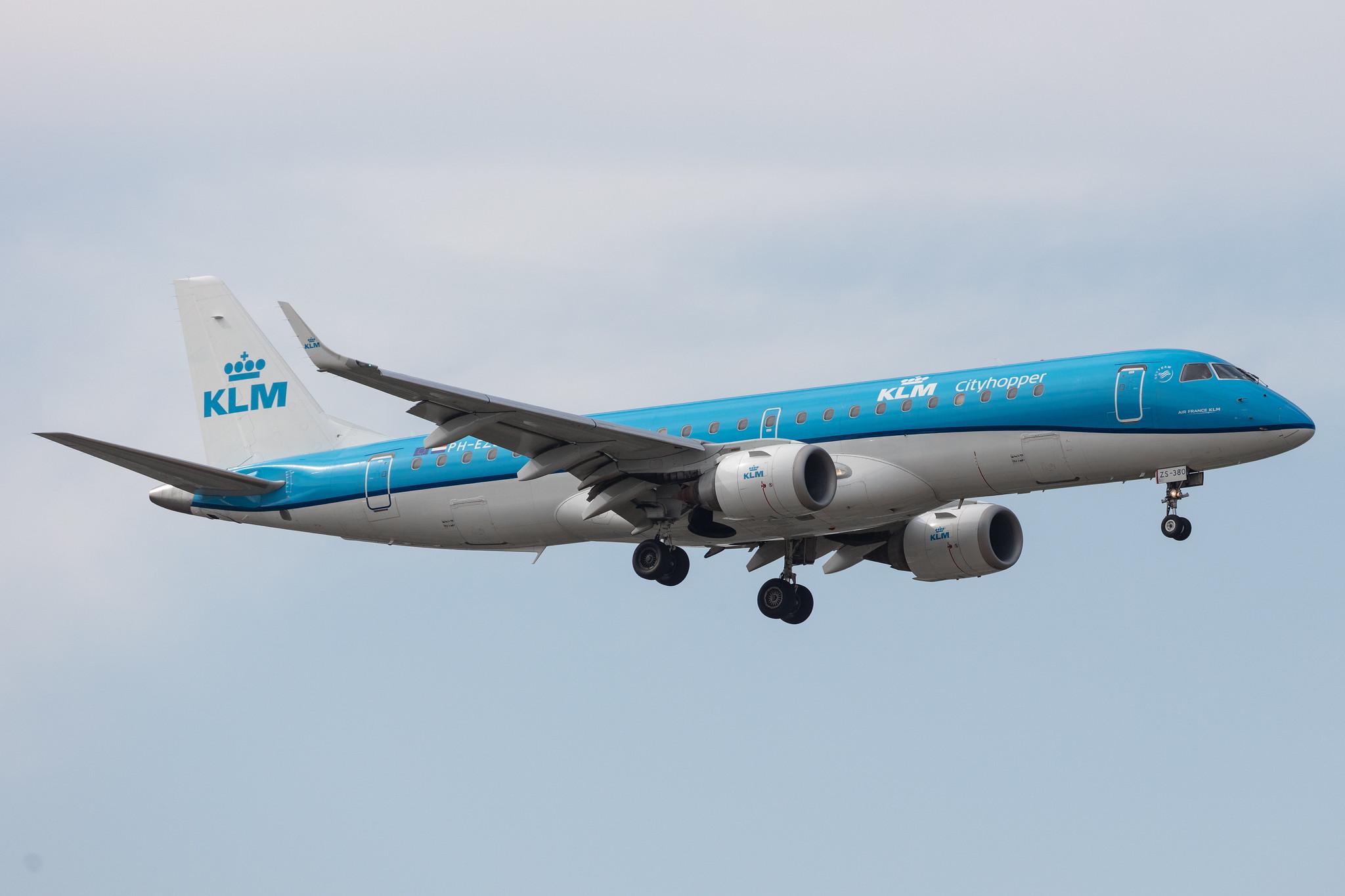 Amsterdam Schiphol: KLM (KL / KLM) | Operator: KLM Cityhopper |  Embraer E190STD E190 | PH-EZS | MSN 19000380