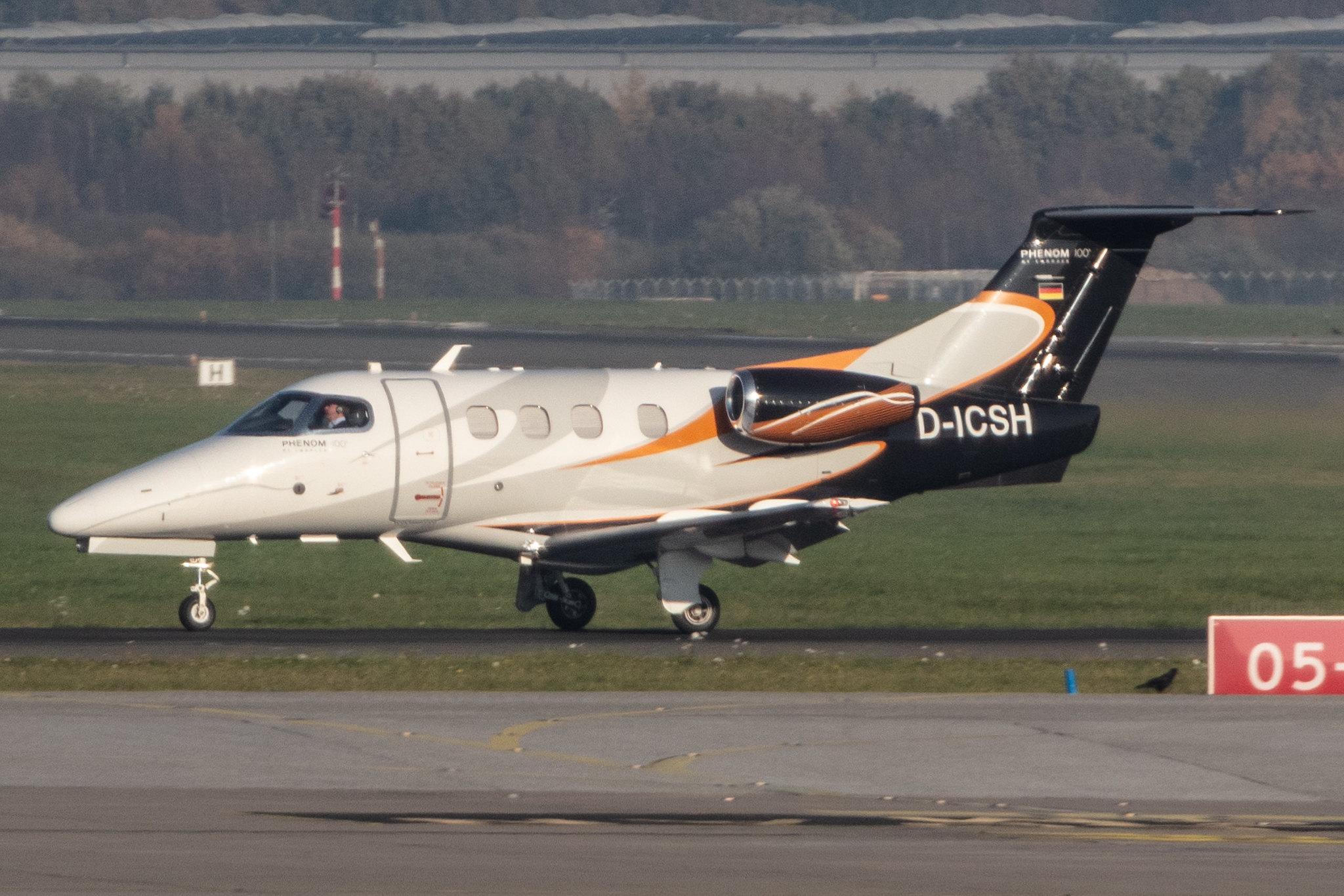 Hamburg Airport: Private owner |  Embraer Phenom 100 E50P | D-ICSH | MSN 50000143