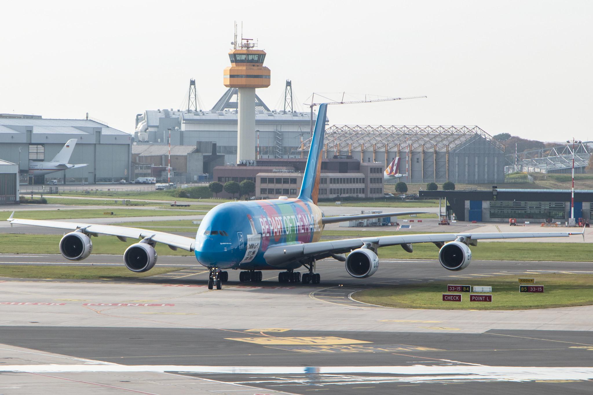 Hamburg Airport: Emirates (EK / UAE) |  Livery: Dubai Expo Livery |  Airbus A380-861 A388 | A6-EEU | MSN 147