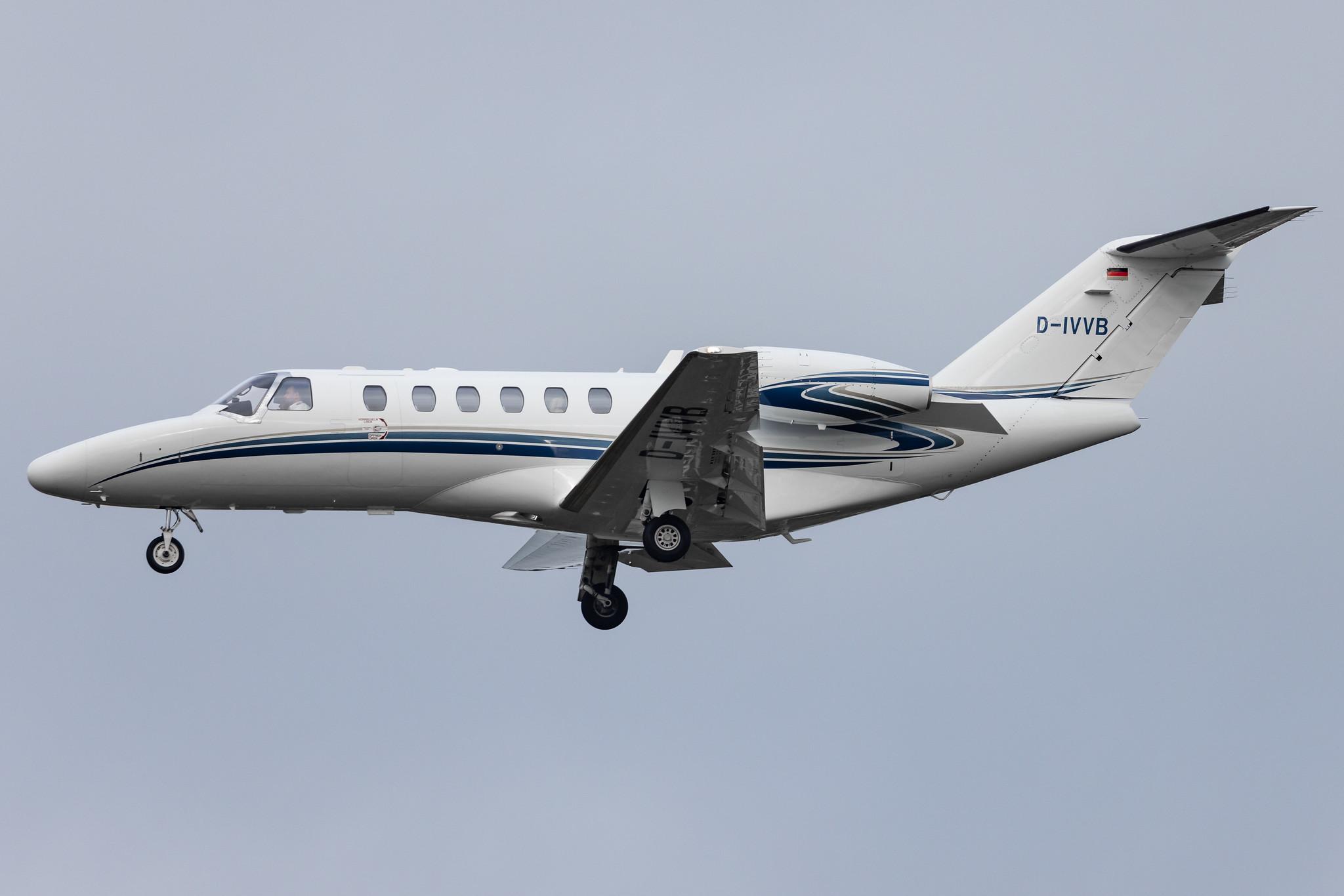 Hamburg Airport: Atlas Air Service (/ ATL) |  Cessna 525A CitationJet CJ2+ C25A | D-IVVB | MSN 525A-0500