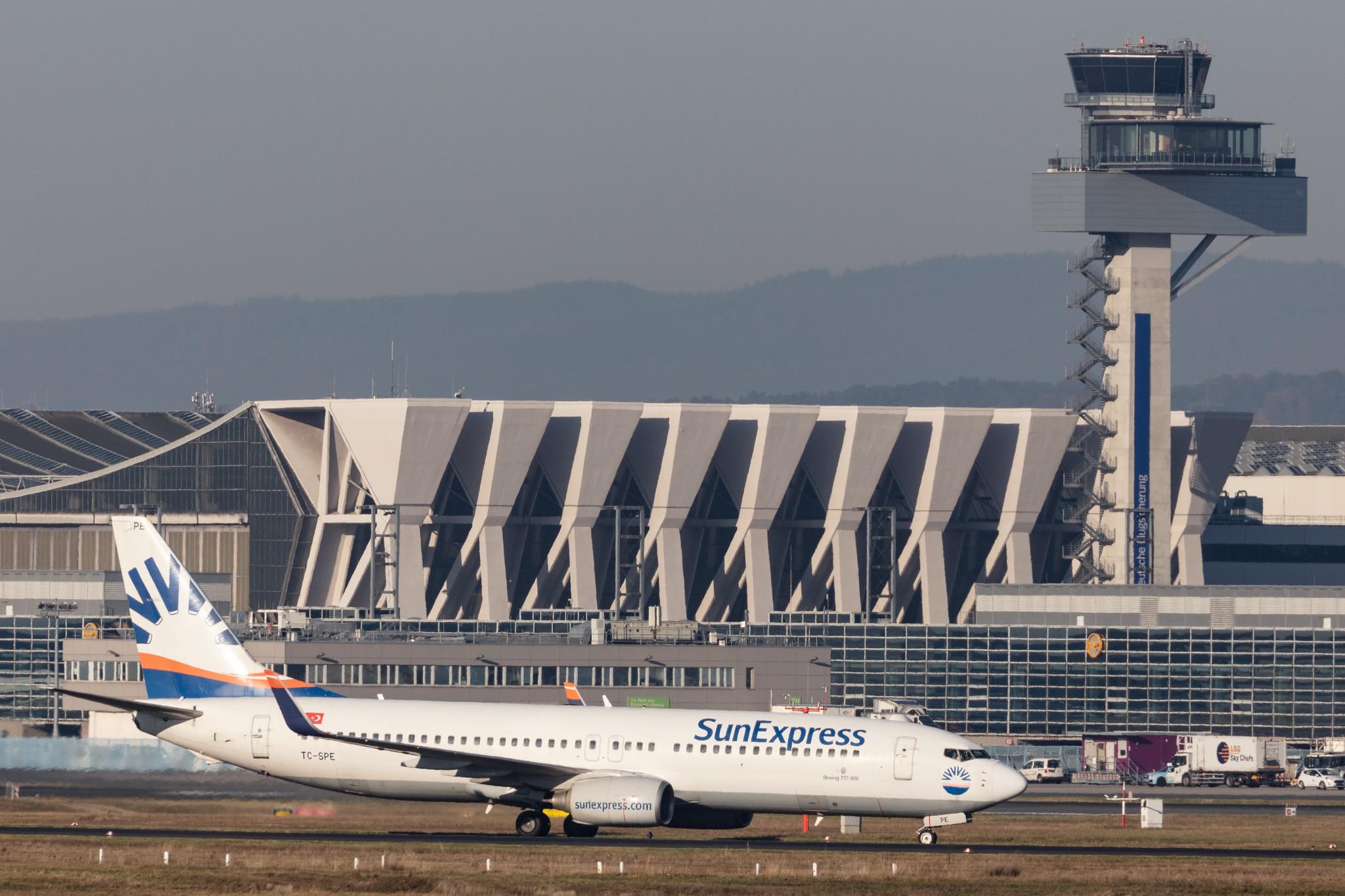 Frankfurt Airport: SunExpress (XQ / SXS) |  Boeing 737-8HC B738 | TC-SPE | MSN 36530