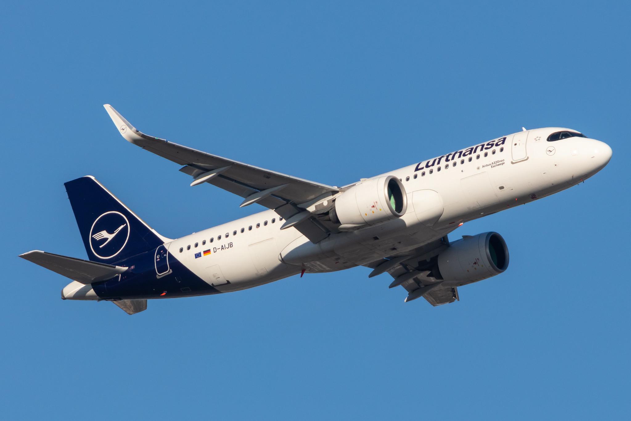 Frankfurt Airport: Lufthansa (LH / DLH) |  Airbus A320-271N A20N | D-AIJB | MSN 09493