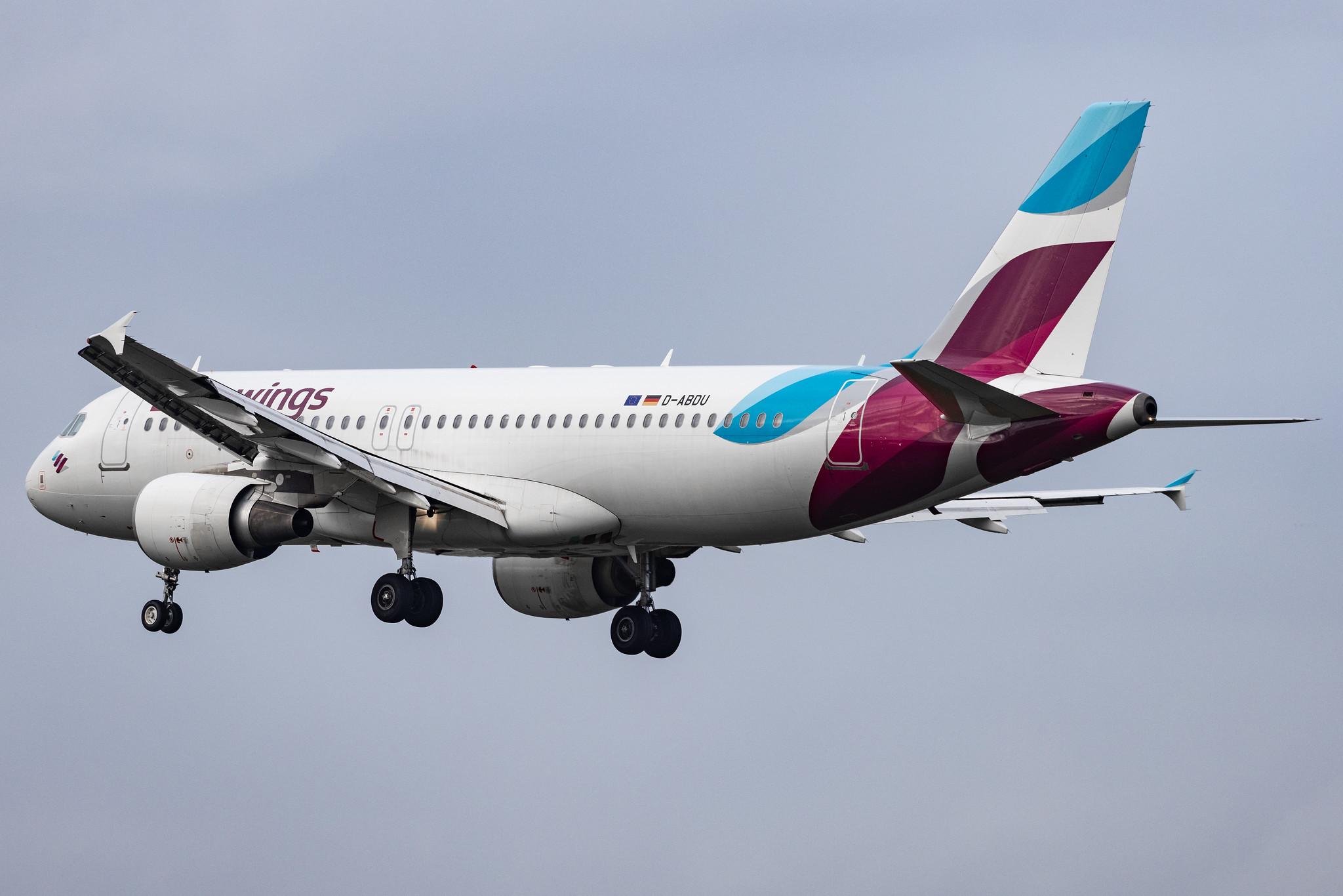 Hamburg Airport: Eurowings (EW / EWG) |  Airbus A320-214 A320 | D-ABDU | MSN 3516