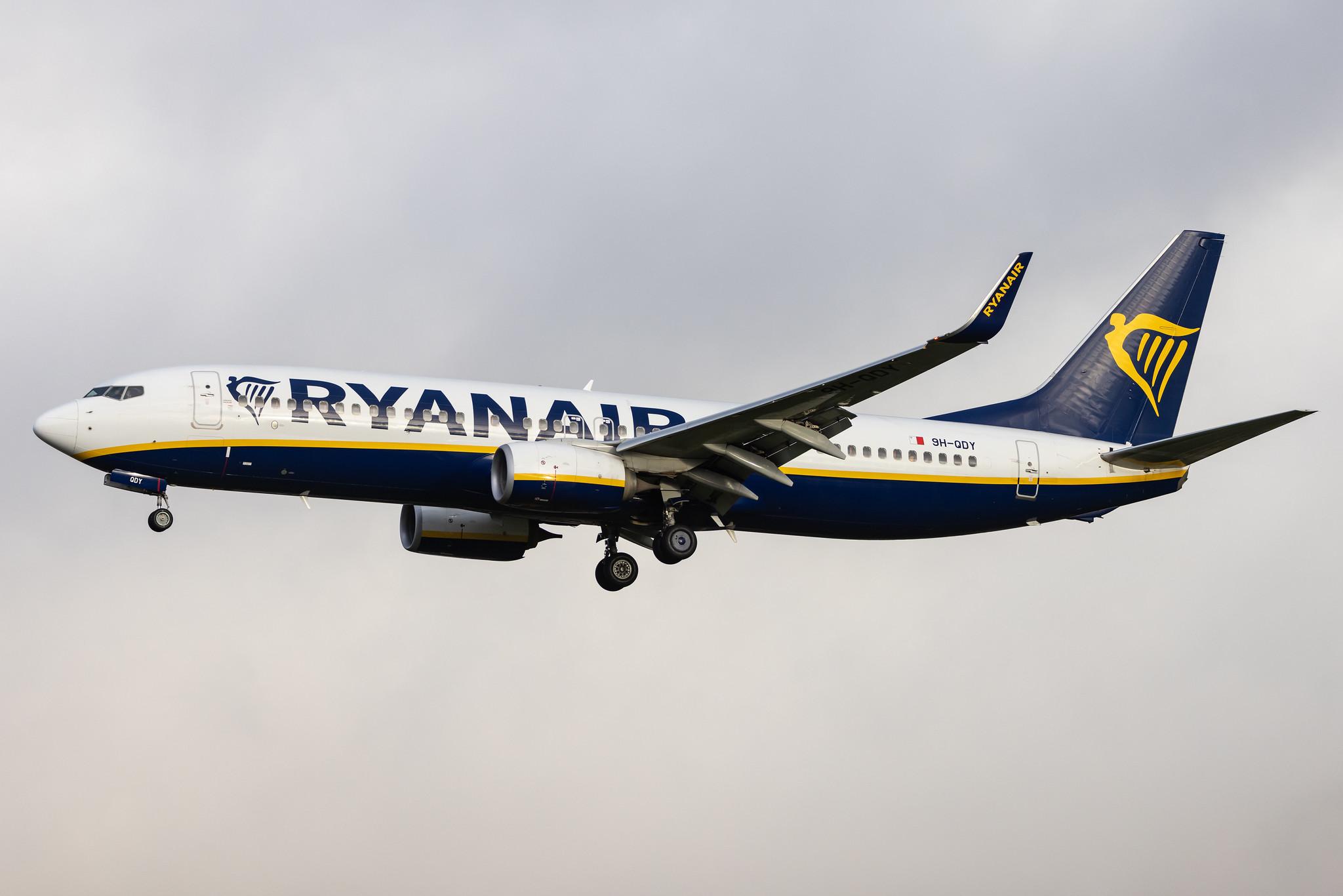 Hamburg Airport: Ryanair (FR / RYR) | Operator: Malta Air |  Boeing 737-8AS B738 | 9H-QDY | MSN 44781