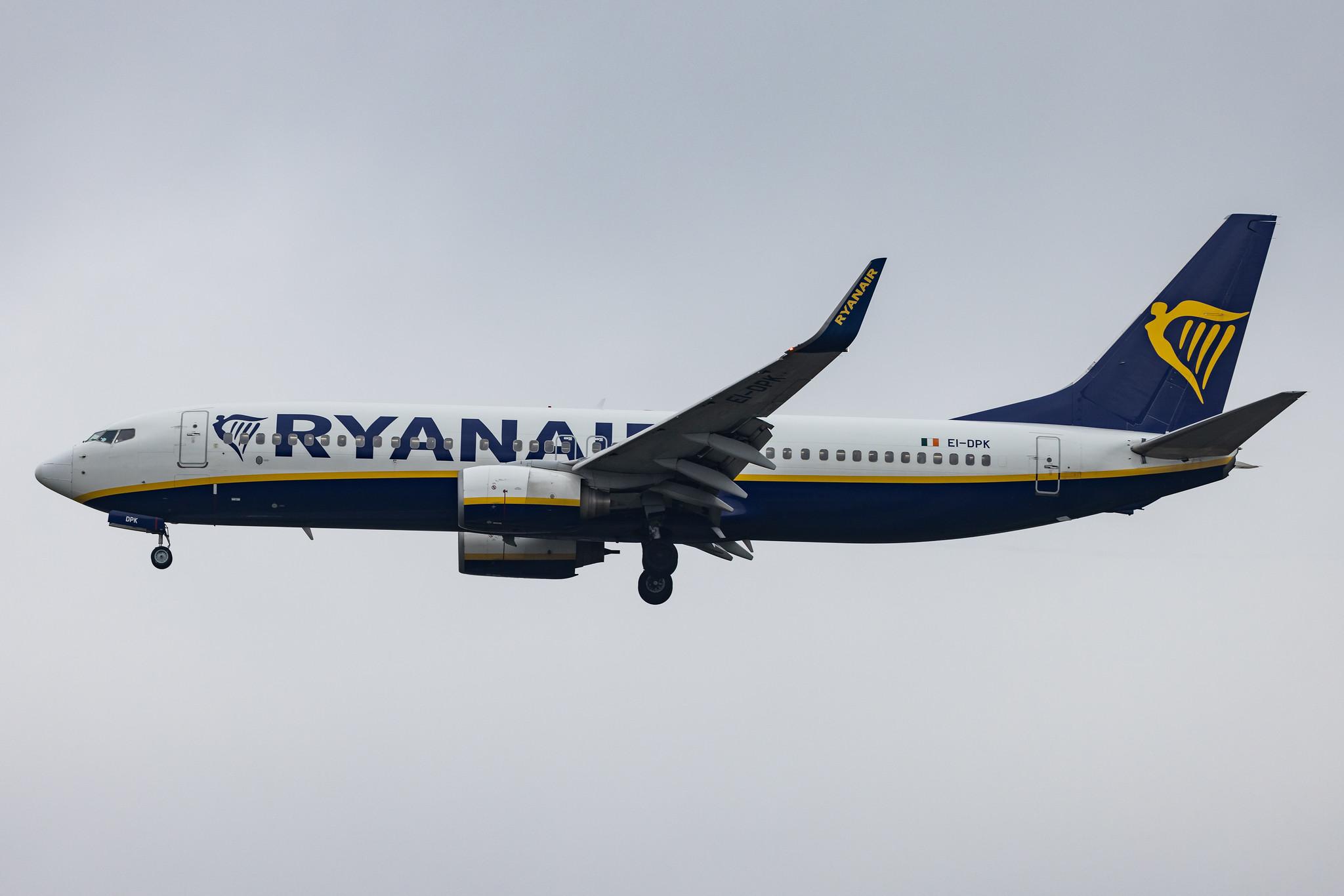 Hamburg Airport: Ryanair (FR / RYR) |  Boeing 737-8AS B738 | EI-DPK | MSN 33610