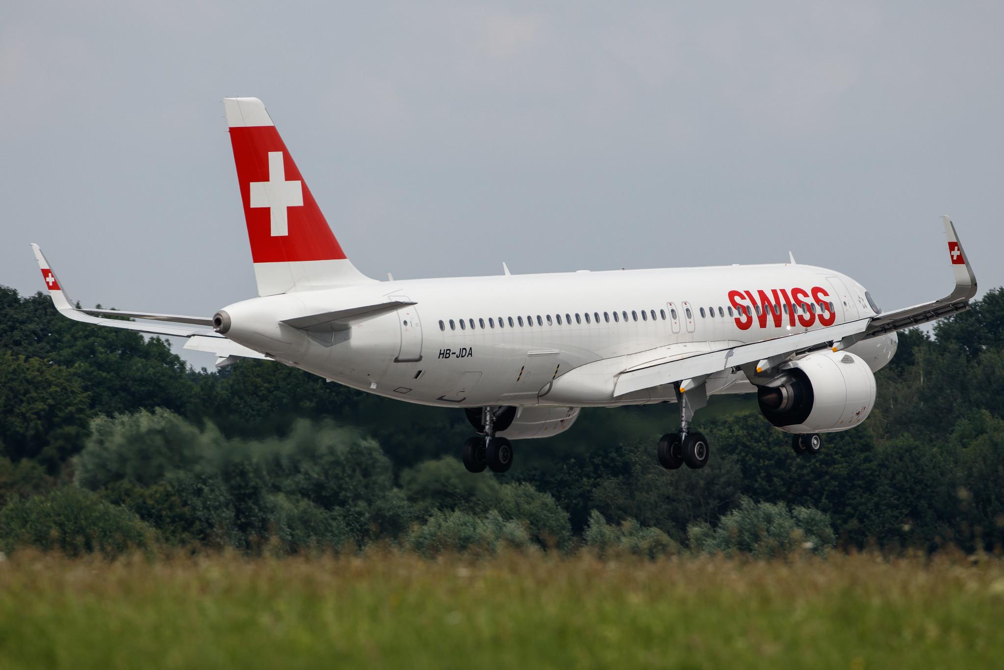 Hamburg Airport: Swiss (LX / SWR) |  Airbus A320-271N A20N | HB-JDA | MSN 9246