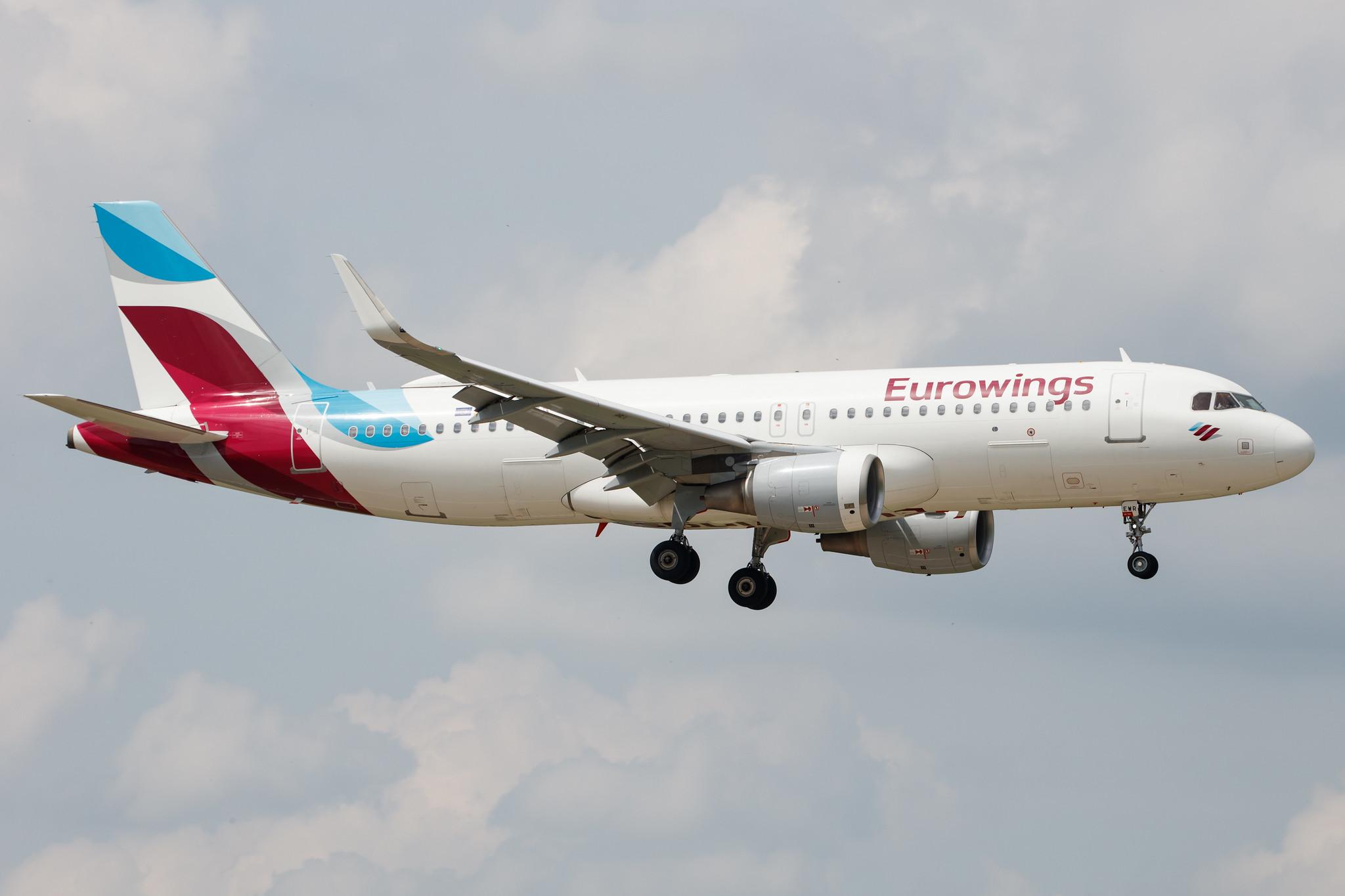 Hamburg Airport: Eurowings (EW / EWG) |  Airbus A320-214 A320 | D-AEWR | MSN 7412