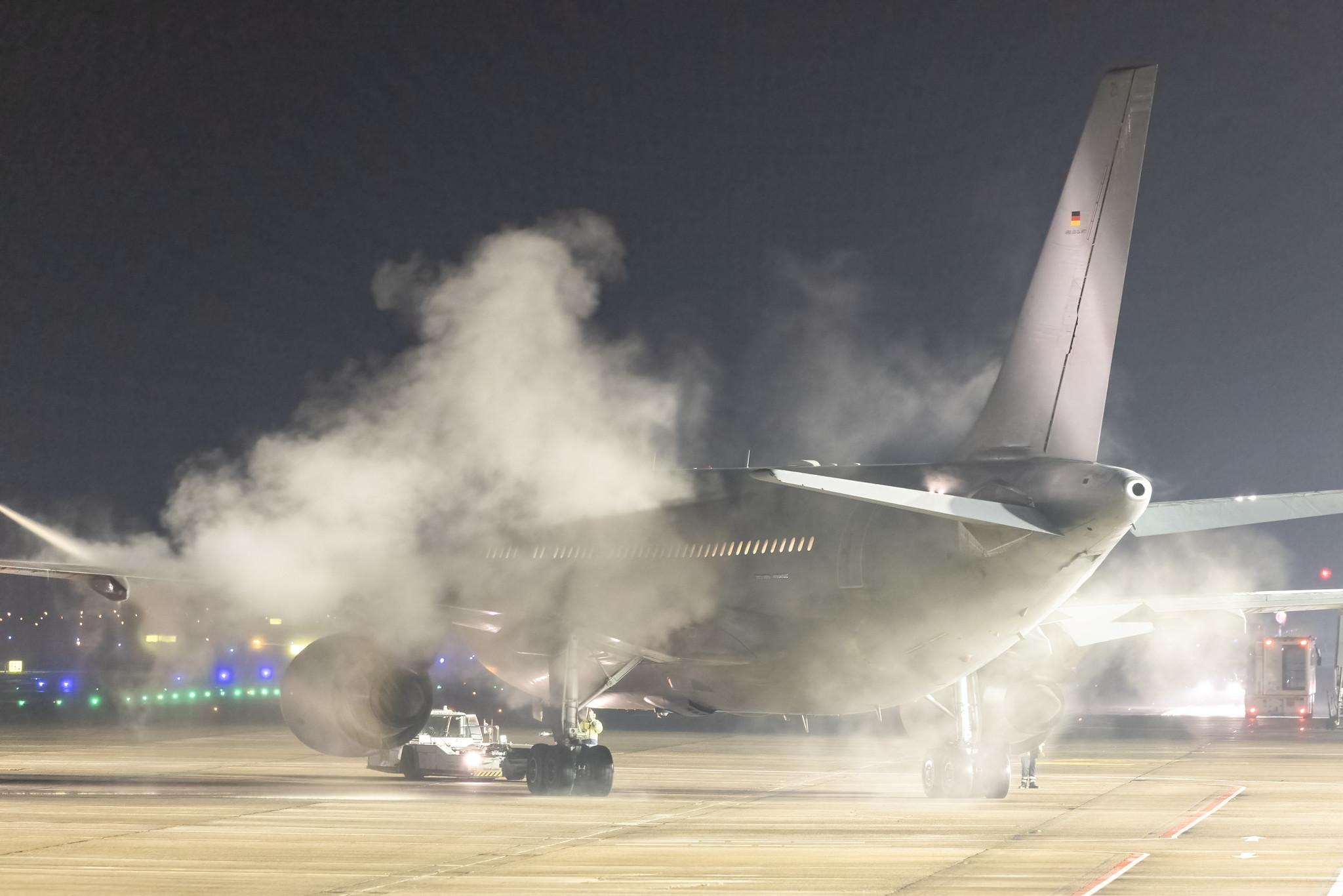 Hamburg Airport:  German Air Force (/ GAF) | Airbus A310-304 MRTT A310 | 10+25 | MSN 484