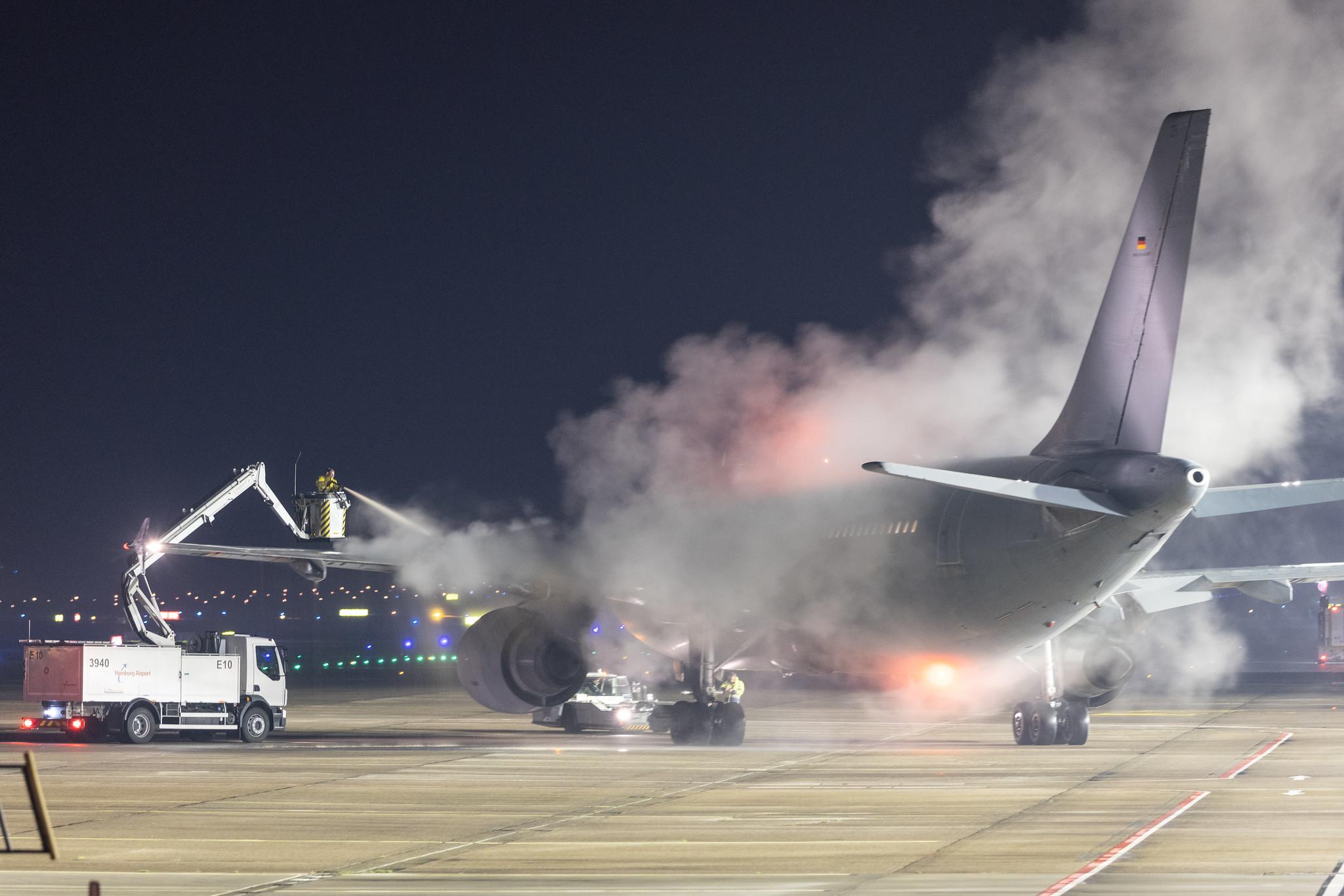 Hamburg Airport:  German Air Force (/ GAF) | Airbus A310-304 MRTT A310 | 10+25 | MSN 484