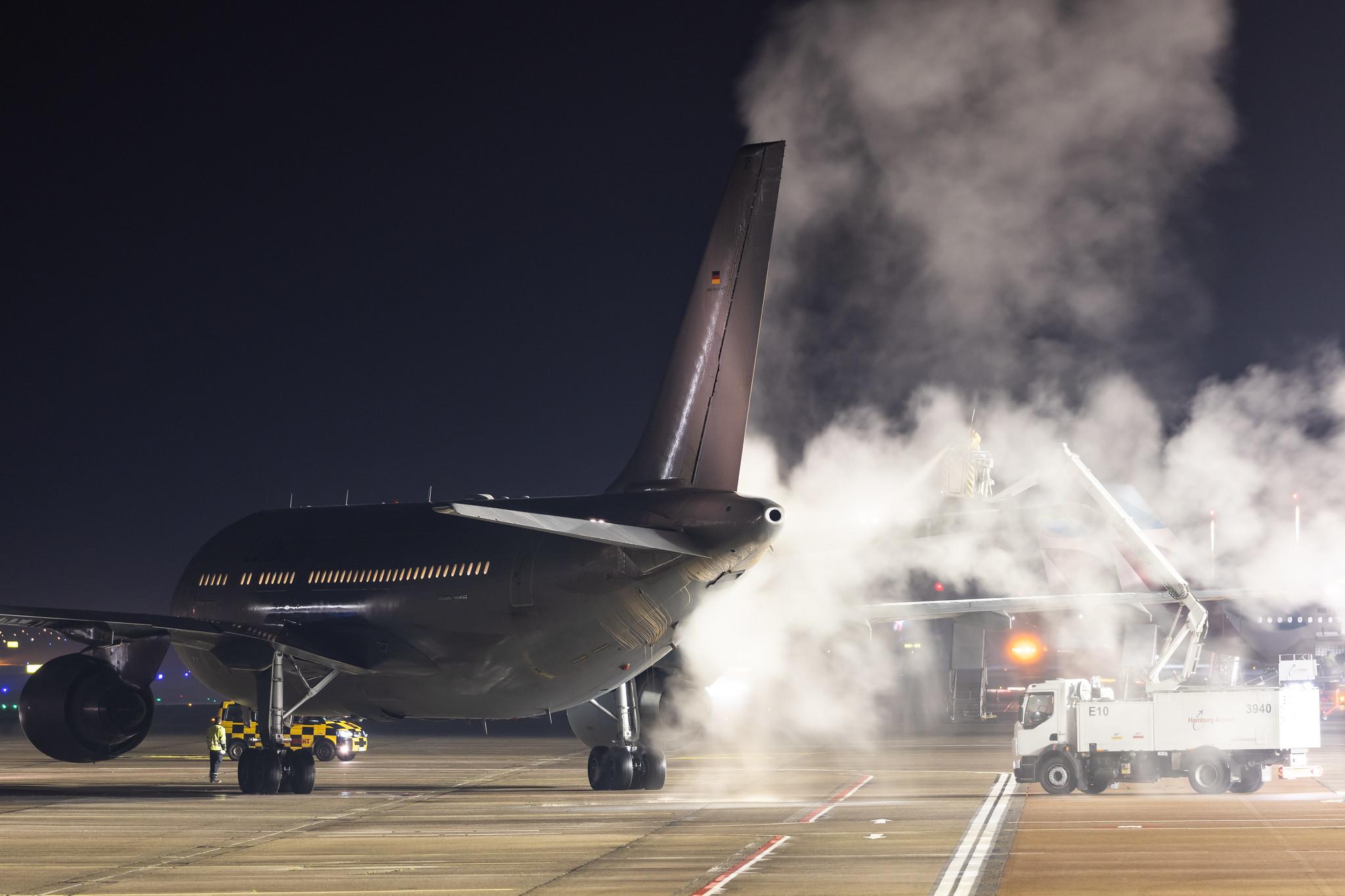 Hamburg Airport:  German Air Force (/ GAF) | Airbus A310-304 MRTT A310 | 10+25 | MSN 484