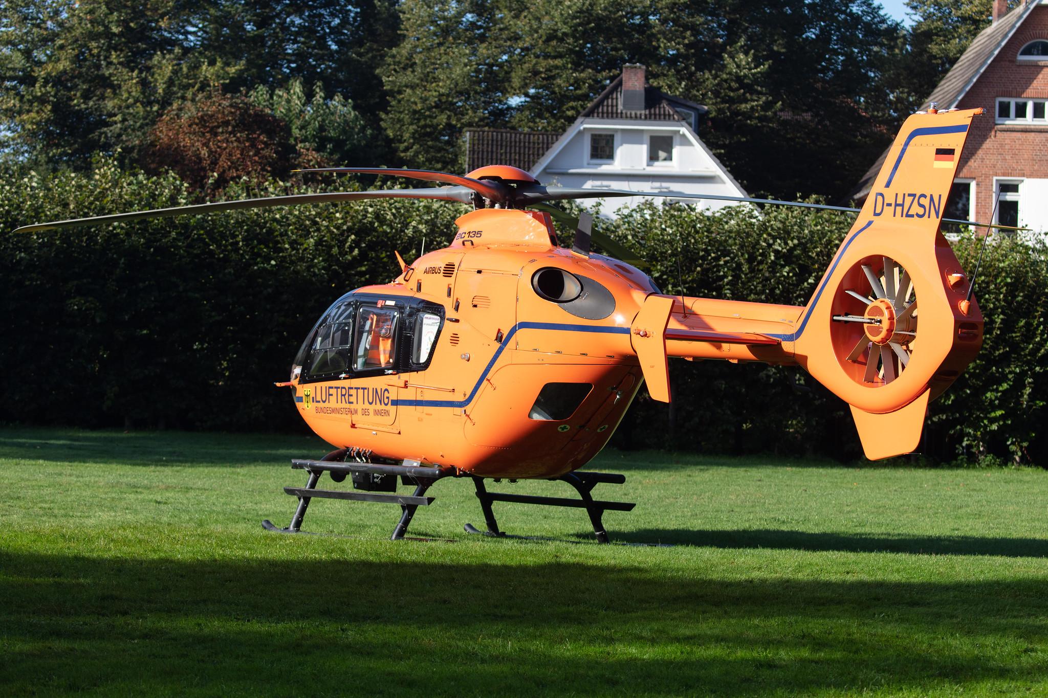 Hamburg Airport: Bundesministerium des Innern (BMI) | Airbus Helicopters H135 EC35 | D-HZSN | MSN 0629