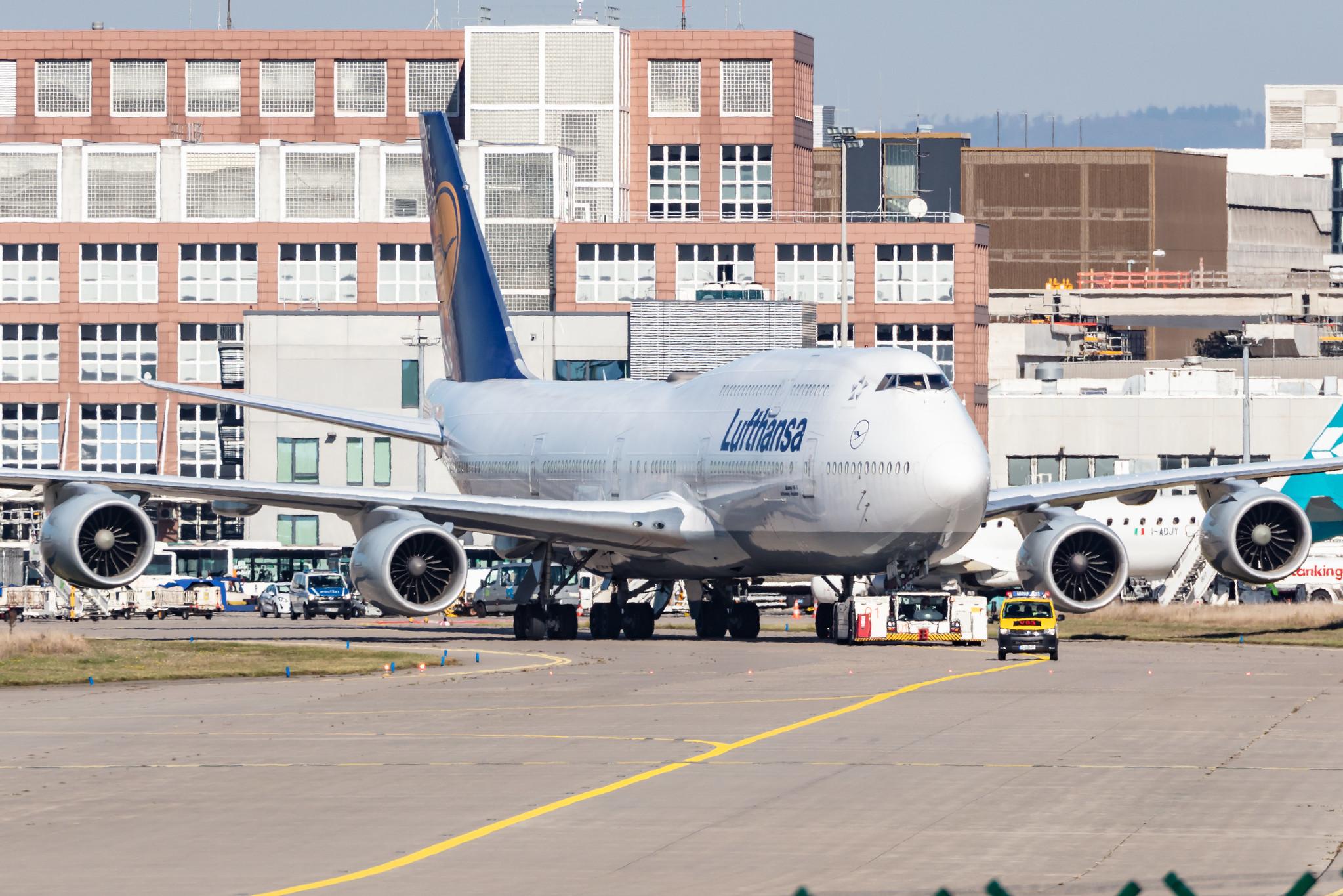Frankfurt Airport: Lufthansa (LH / DLH) |  Boeing 747-830 B748 | D-ABYQ | MSN 37840