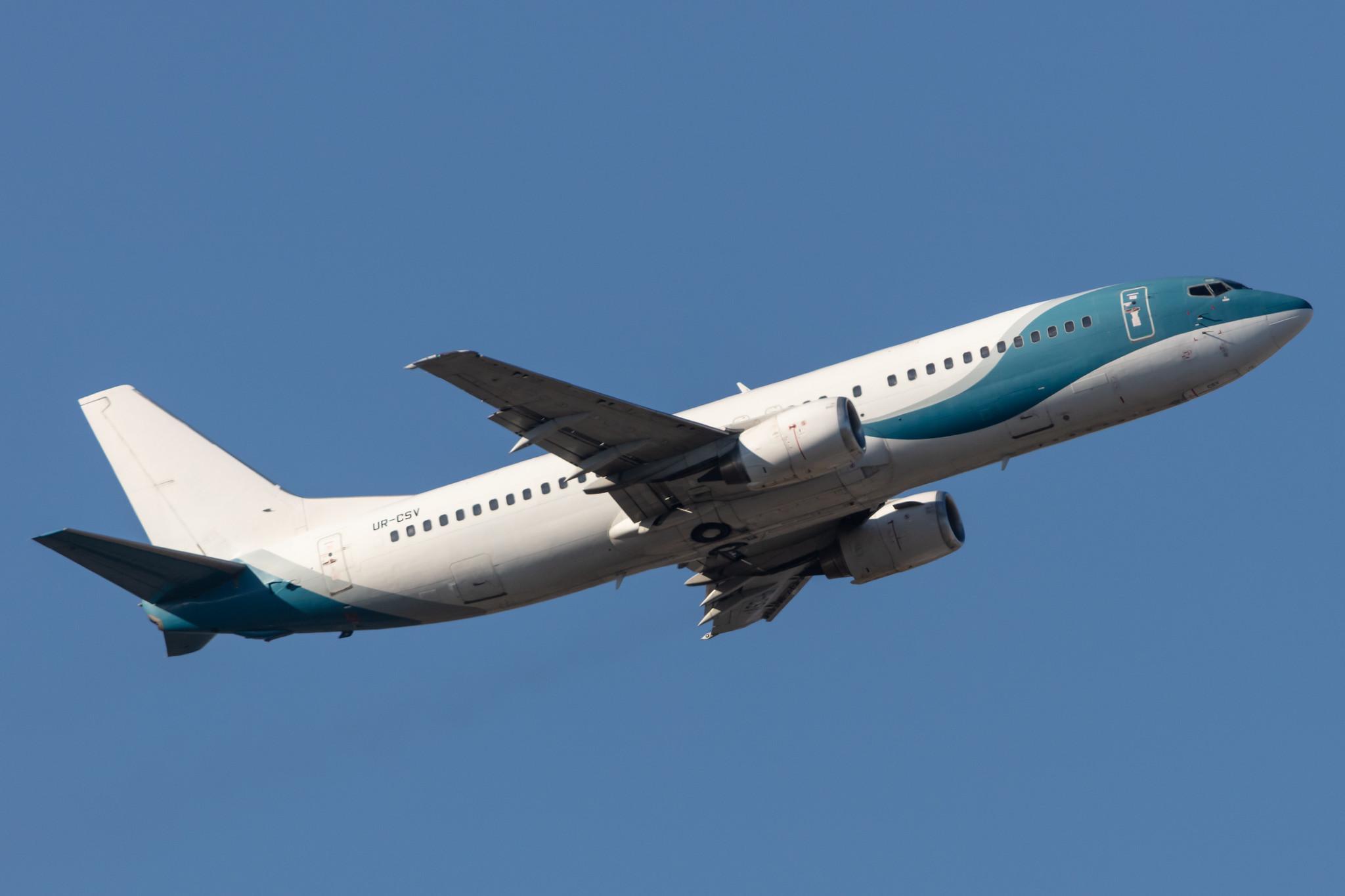 Frankfurt Airport: Jonika (/ JNK) |  Boeing 737-4K5 B734 | UR-CSV | MSN 27831