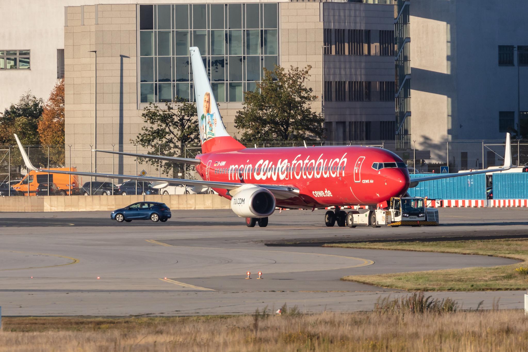 Frankfurt Airport: TUI (X3 / TUI) |  Livery: Cewe Fotobuch Livery | Operator: TUI fly |  Boeing 737-86J B738 | D-ABMV | MSN 37785