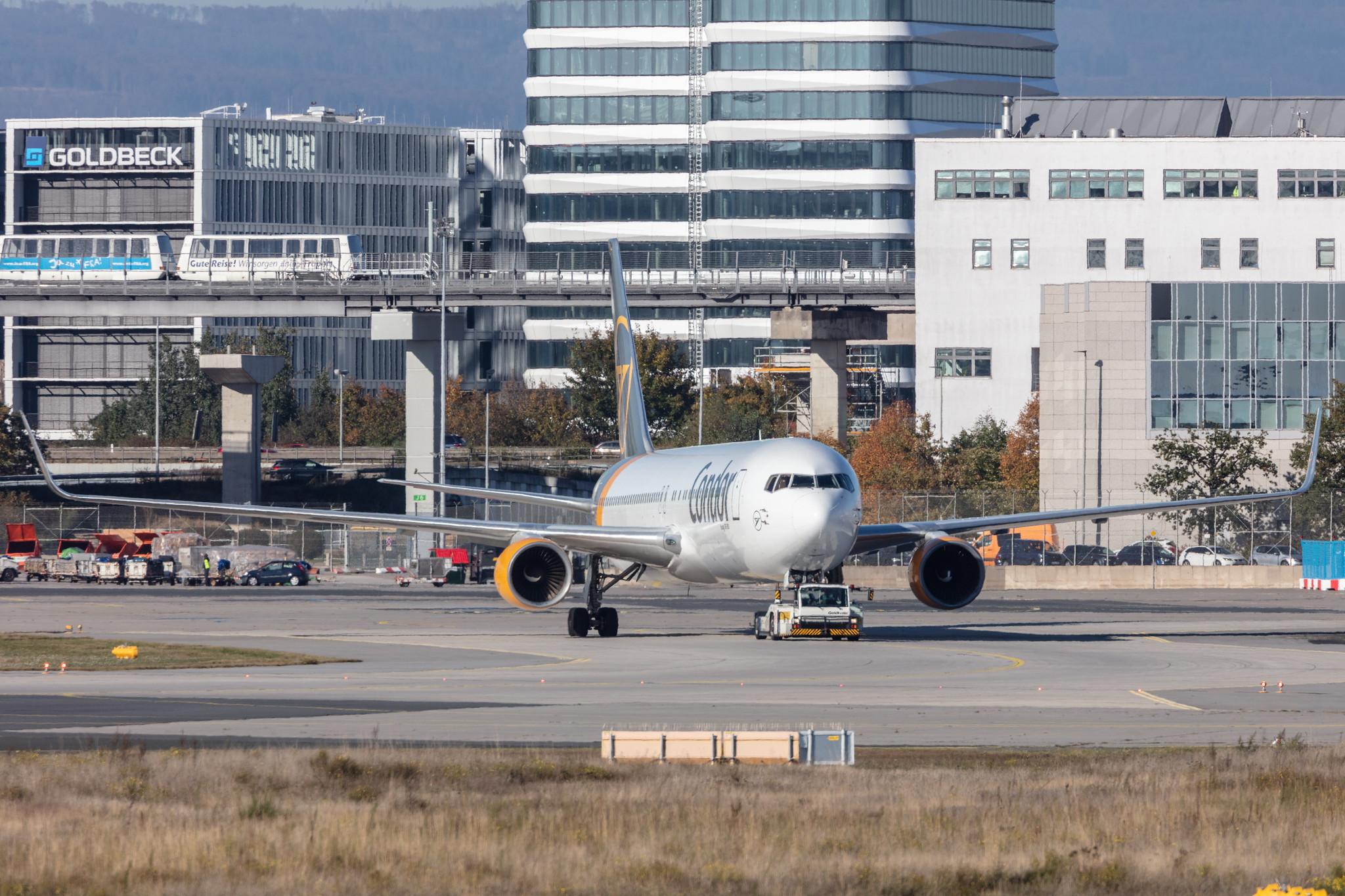 Frankfurt Airport: Condor (DE / CFG) |  Boeing 767-330(ER) B763 | D-ABUF | MSN 26985