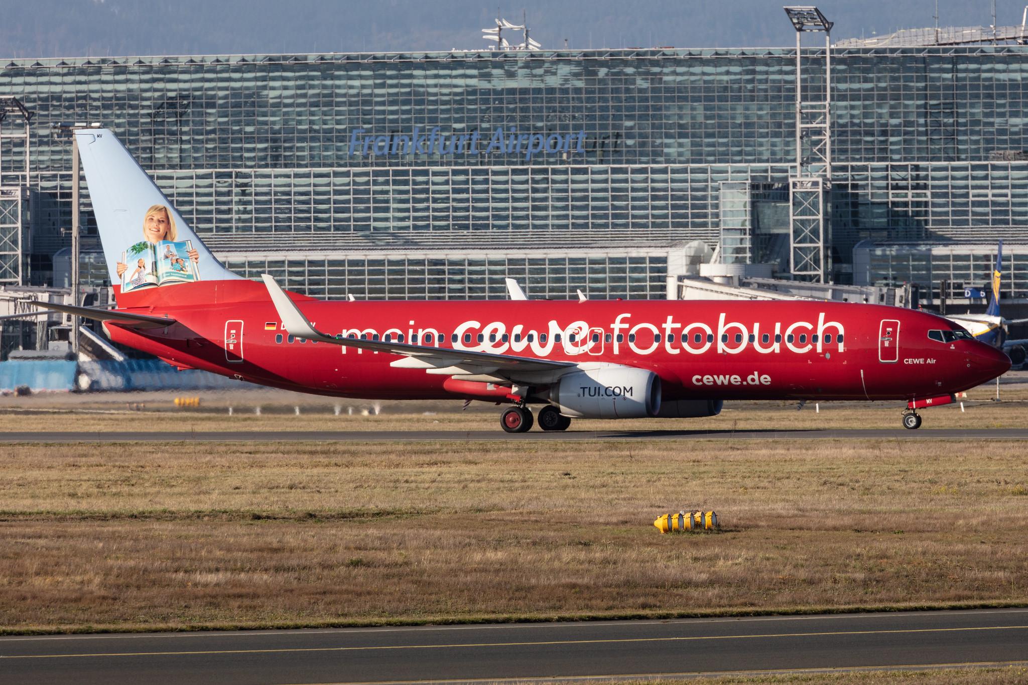 Frankfurt Airport: TUI (X3 / TUI) |  Livery: Cewe Fotobuch Livery | Operator: TUI fly |  Boeing 737-86J B738 | D-ABMV | MSN 37785