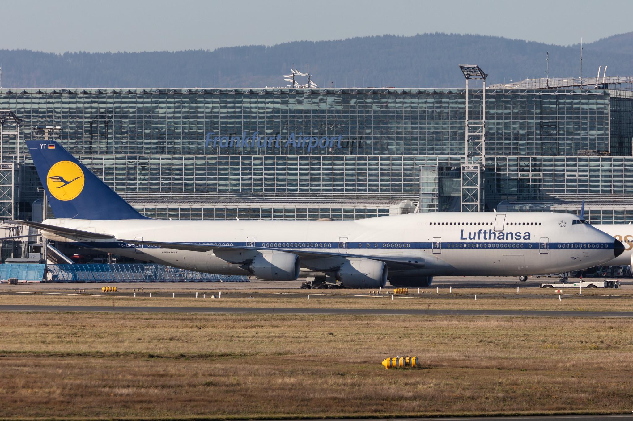 Frankfurt Airport: Lufthansa (LH / DLH) |  Livery: Retro Livery |  Boeing 747-830 B748 | D-ABYT | MSN 37844