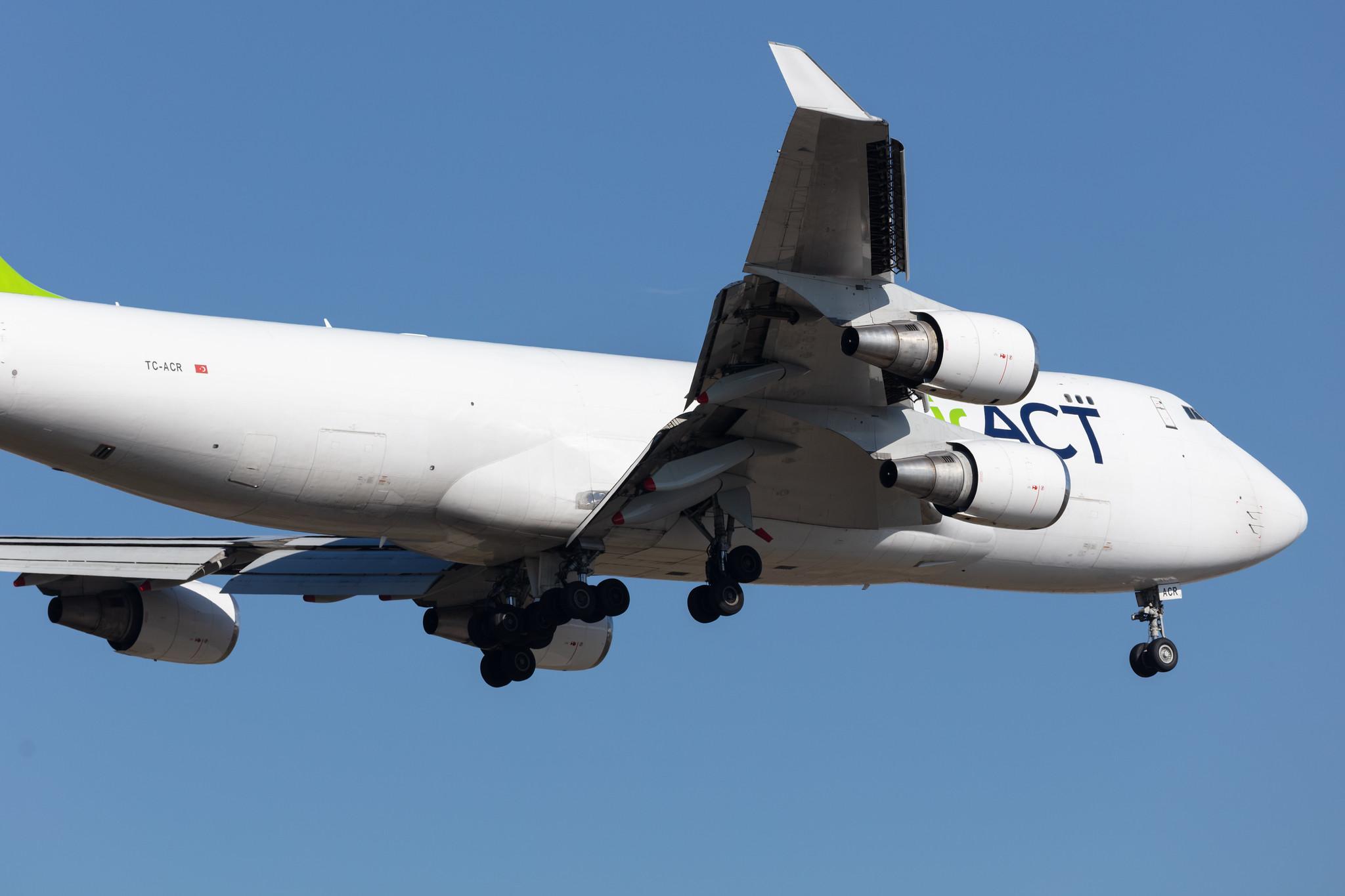 Frankfurt Airport: AirACT (9T / RUN) |  Boeing 747-428F(ER) B744 | TC-ACR | MSN 32866