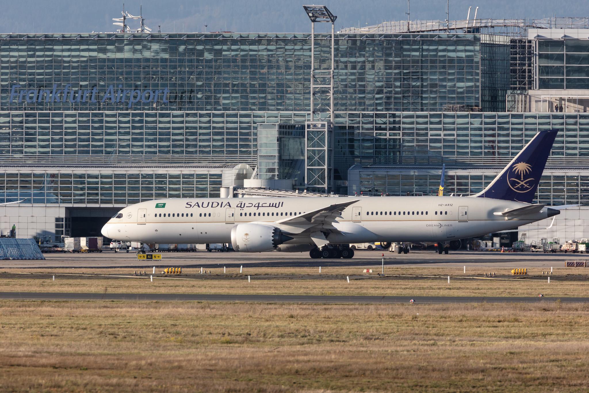 Frankfurt Airport: Saudia (SV / SVA) |  Boeing 787-9 Dreamliner B789 | HZ-AR12 | MSN 40046