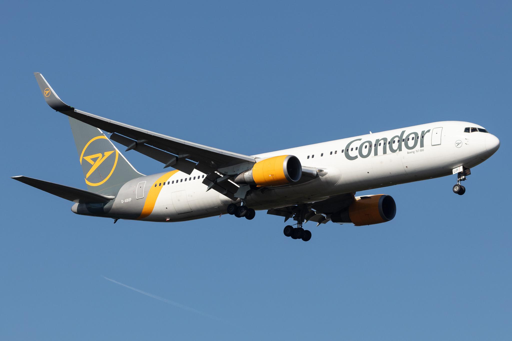 Frankfurt Airport: Condor (DE / CFG) |  Boeing 767-3Q8(ER) B763 | D-ABUP | MSN 30048