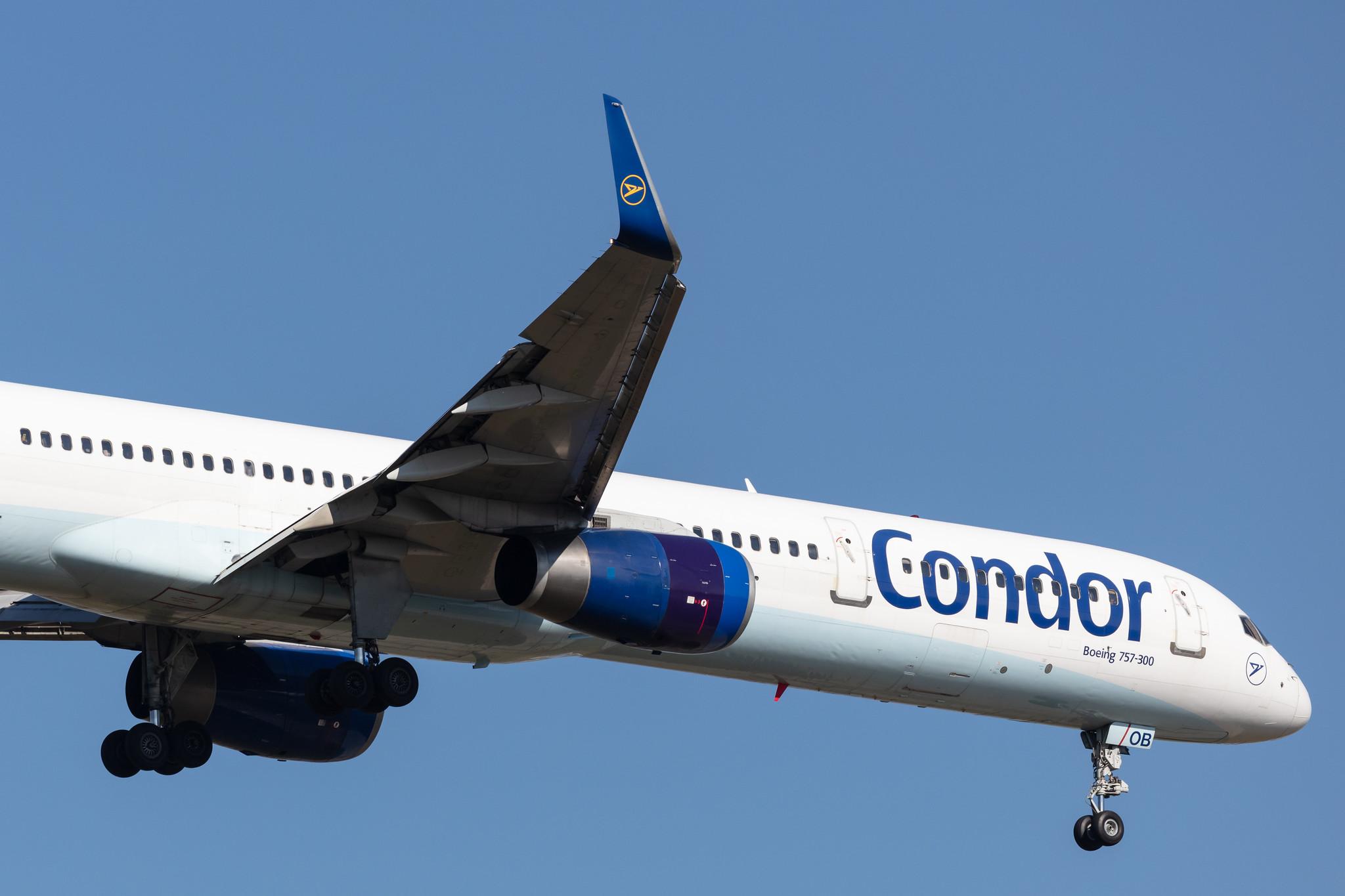 Frankfurt Airport: Condor (DE / CFG) |  Boeing 757-330 B753 | D-ABOB | MSN 29017