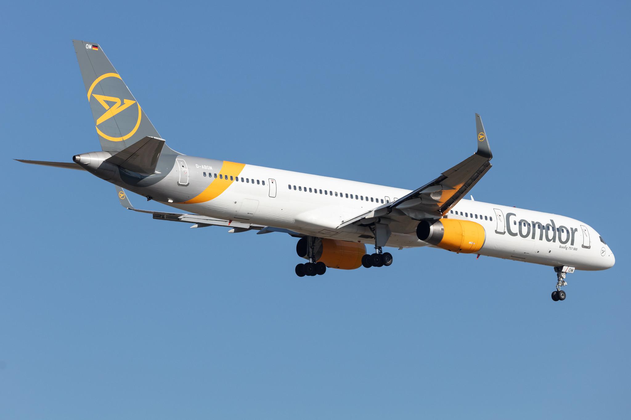 Frankfurt Airport: Condor (DE / CFG) |  Boeing 757-330 B753 | D-ABOM | MSN 29022