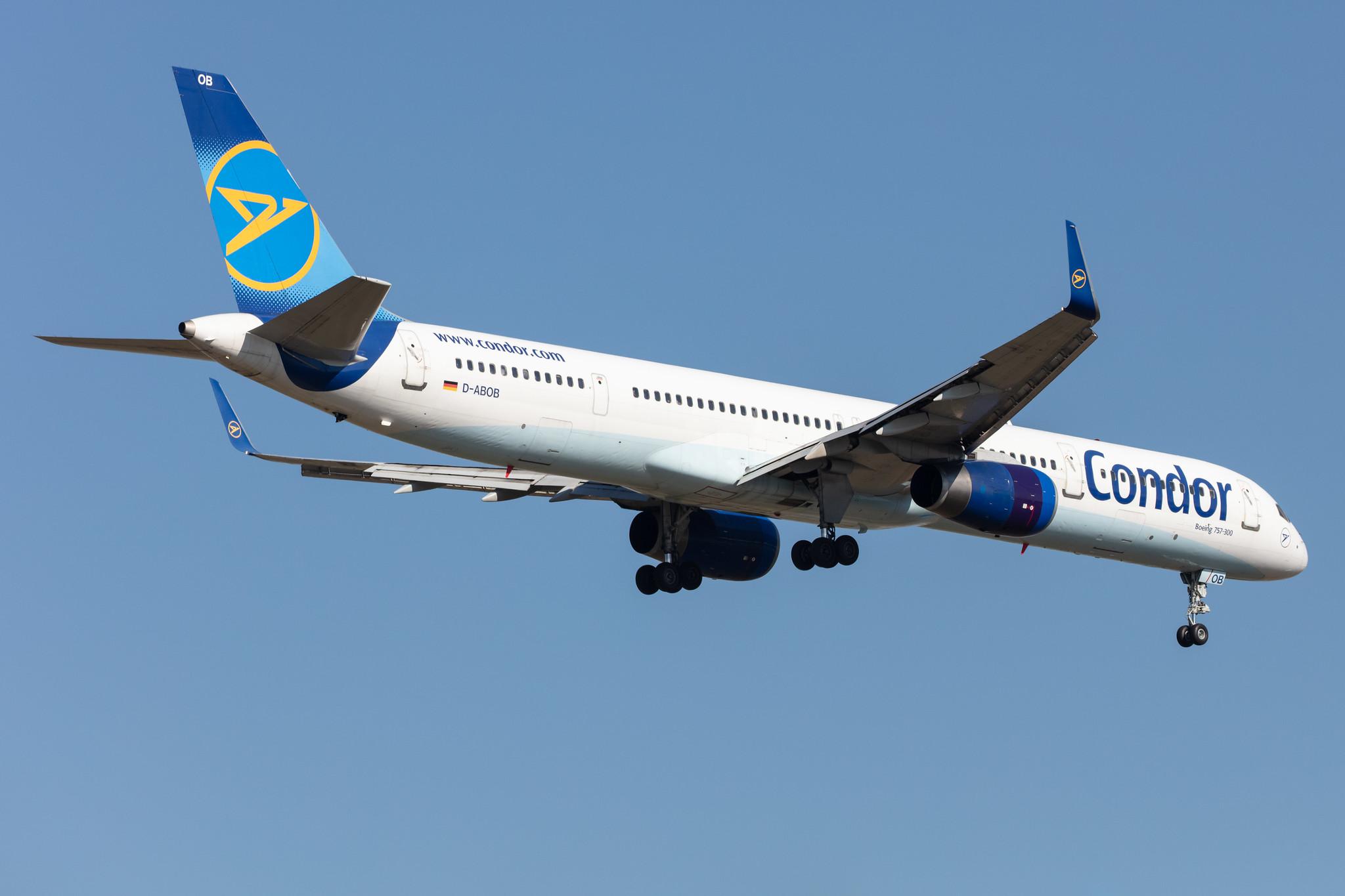 Frankfurt Airport: Condor (DE / CFG) |  Boeing 757-330 B753 | D-ABOB | MSN 29017