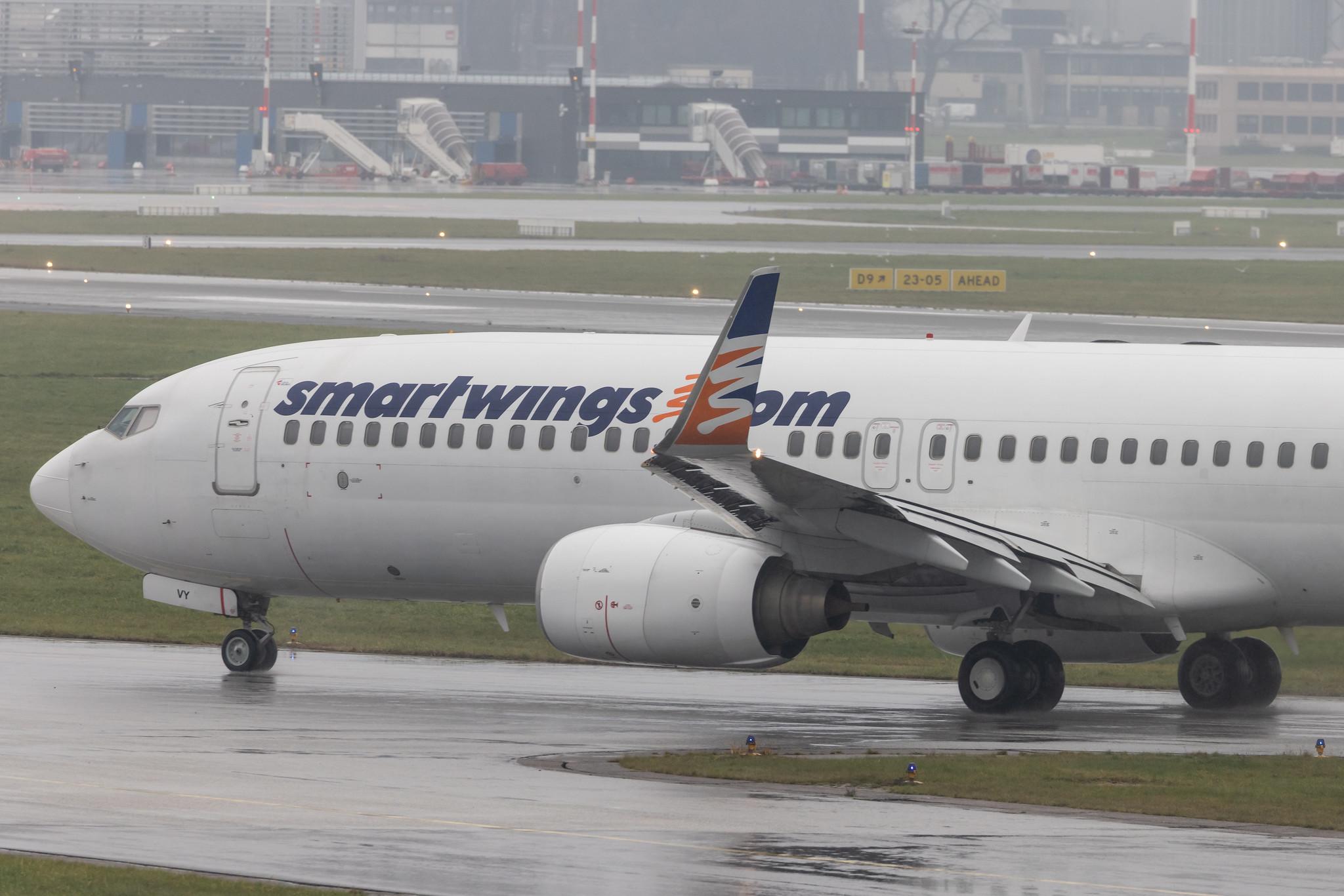 Hamburg Airport: Smartwings (QS / TVS) |  Boeing 737-8Q8 B738 | OK-TVY | MSN 30724