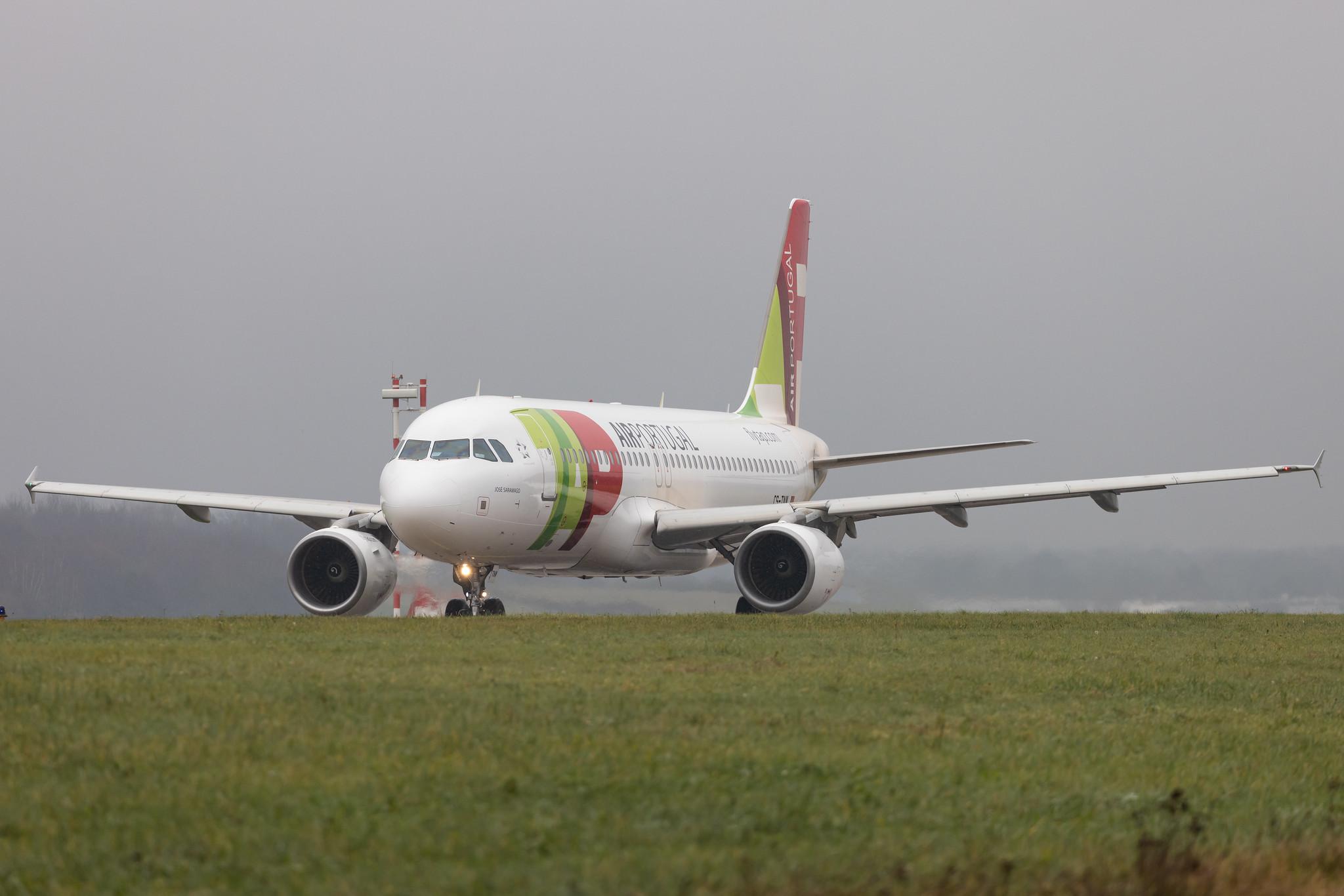 Hamburg Airport: TAP Air Portugal (TP / TAP) |  Airbus A320-214 A320 | CS-TNW | MSN 2792