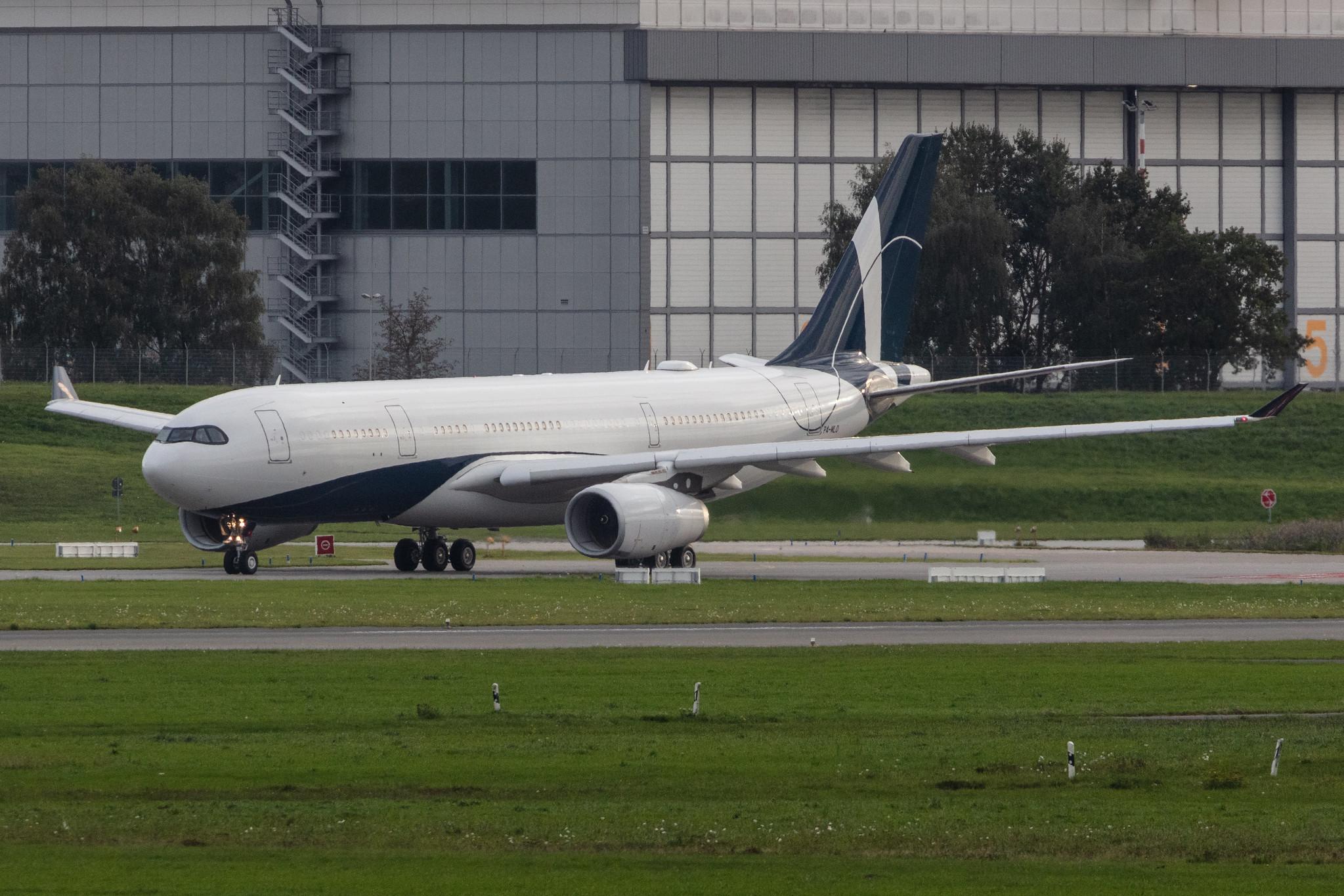 Hamburg Airport: Comlux Aruba (CS / CXB) |  Airbus A330-243 A332 | P4-MLO | MSN 0451