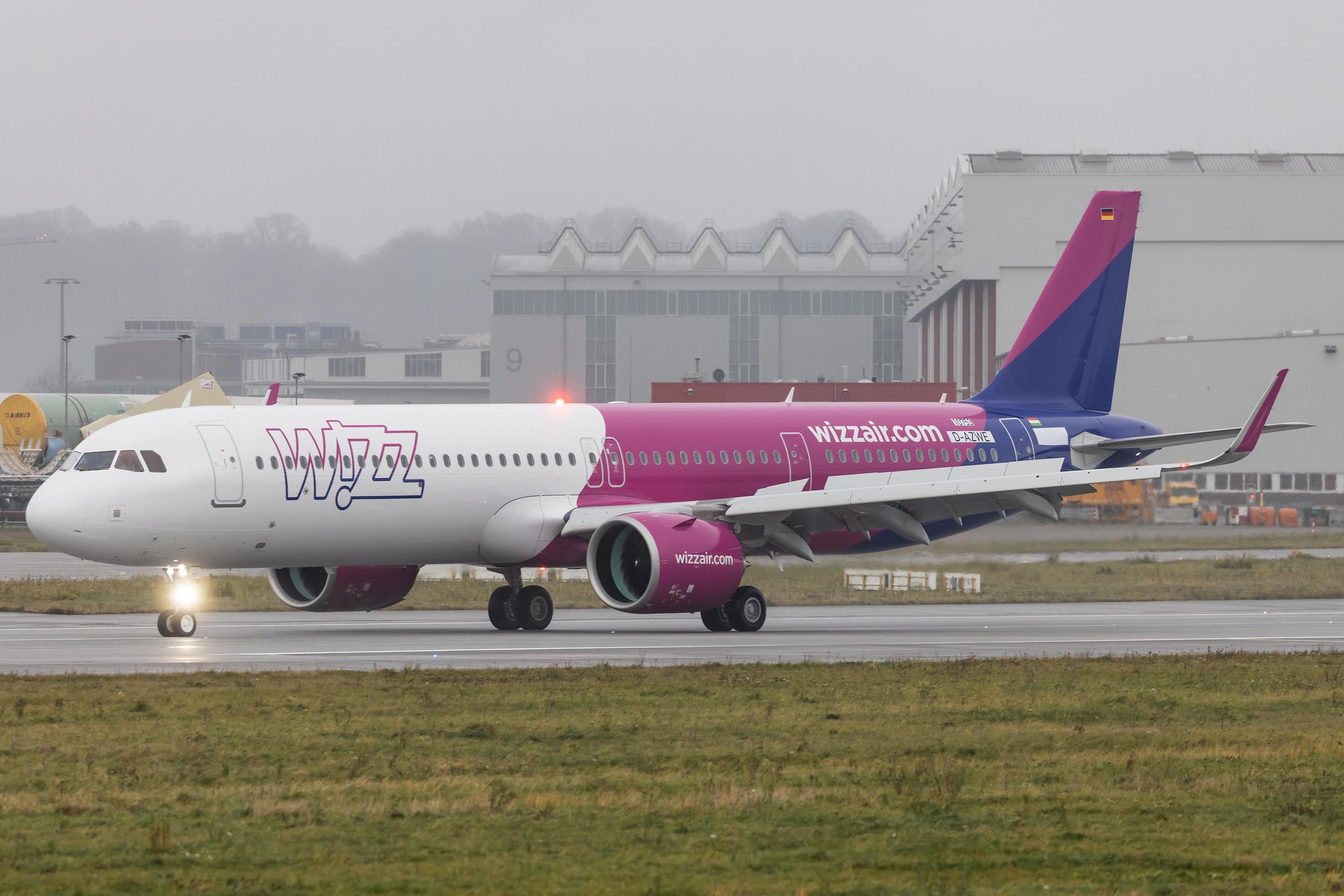 Hamburg Finkenwerder: Wizz Air (W6 / WZZ) | Airbus A321-271NX A21N | D-AZWE (HA-LZG) | MSN 10753