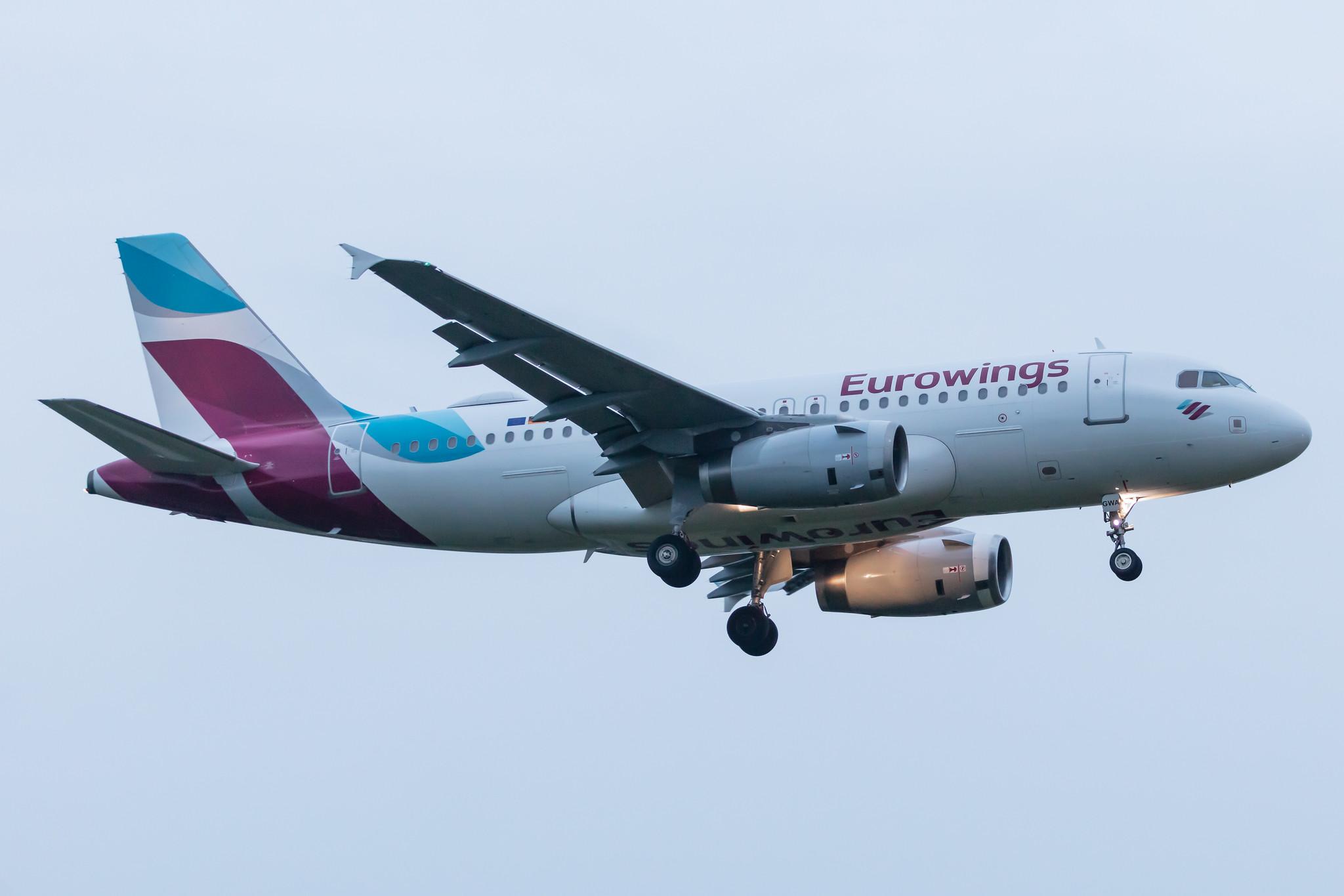 Hamburg Airport: Eurowings (EW / EWG) |  Airbus A319-132 A319 | D-AGWA | MSN 2813