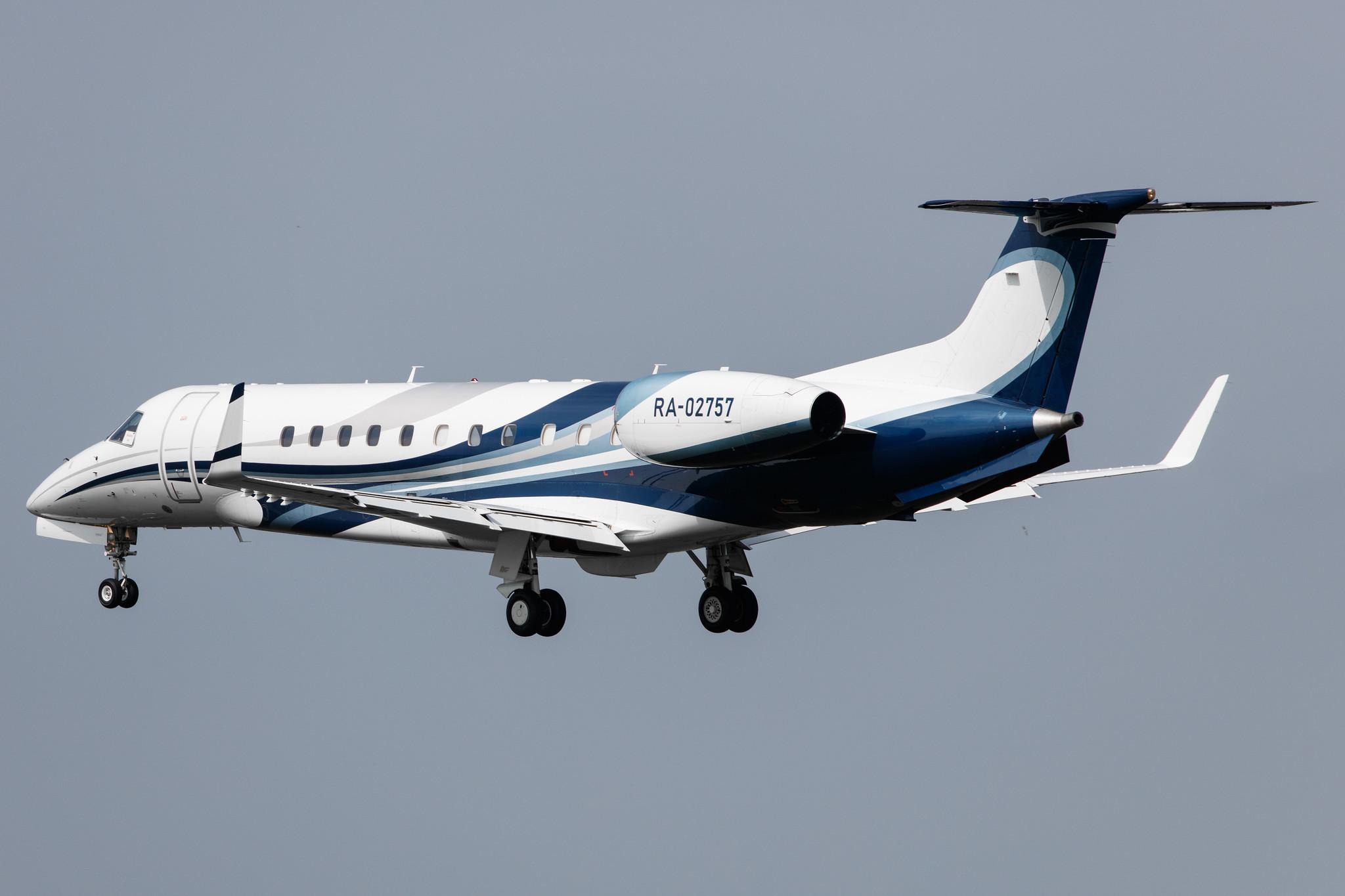 Hamburg Airport: Dexter Air |  Embraer Legacy 600 E35L | RA-02757 | MSN 14500686